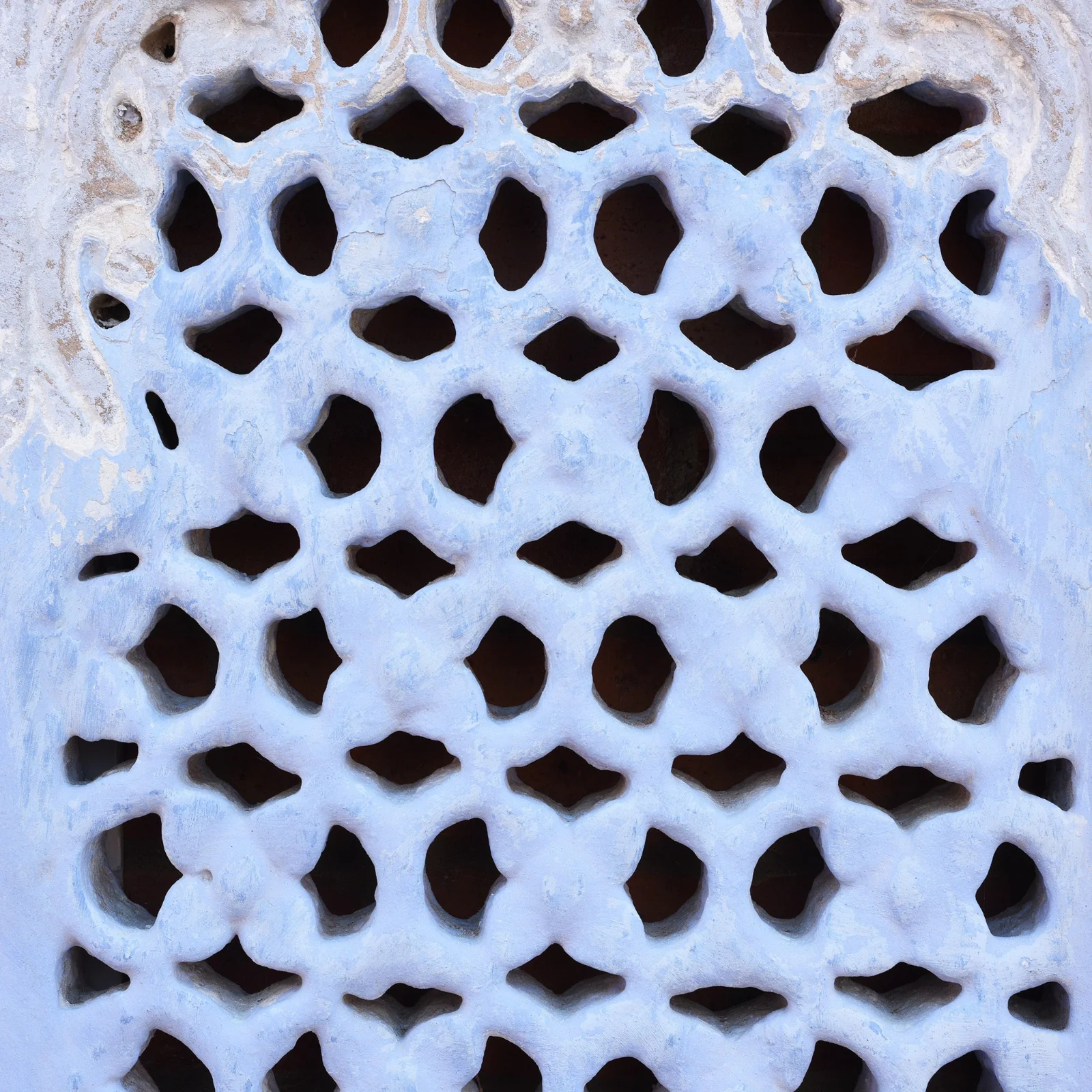 Blue Painted & Limed Stone Jali Panel From Rajasthan - 19th Century - Image 4