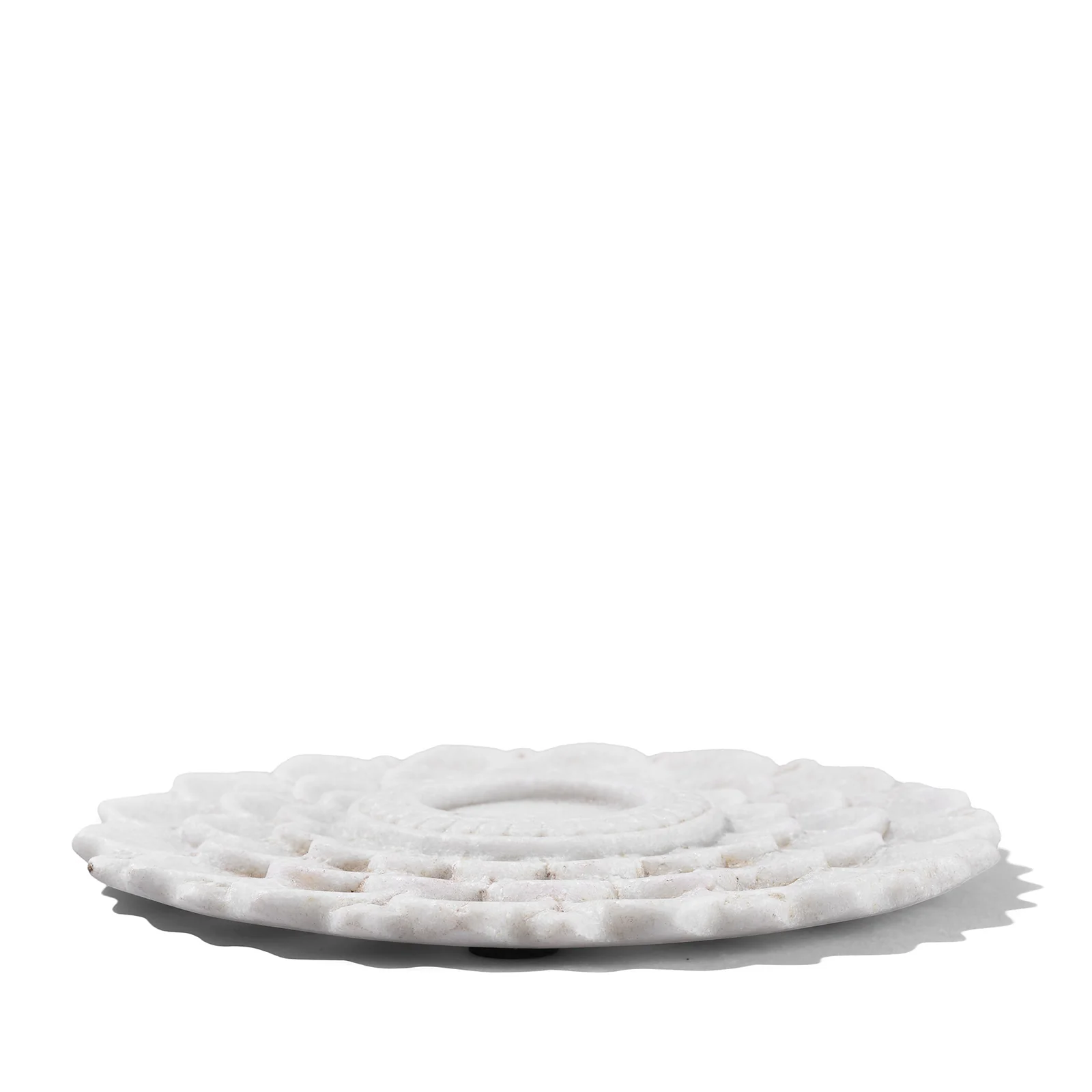 White Marble Candlestand - Lotus Design - Image 3