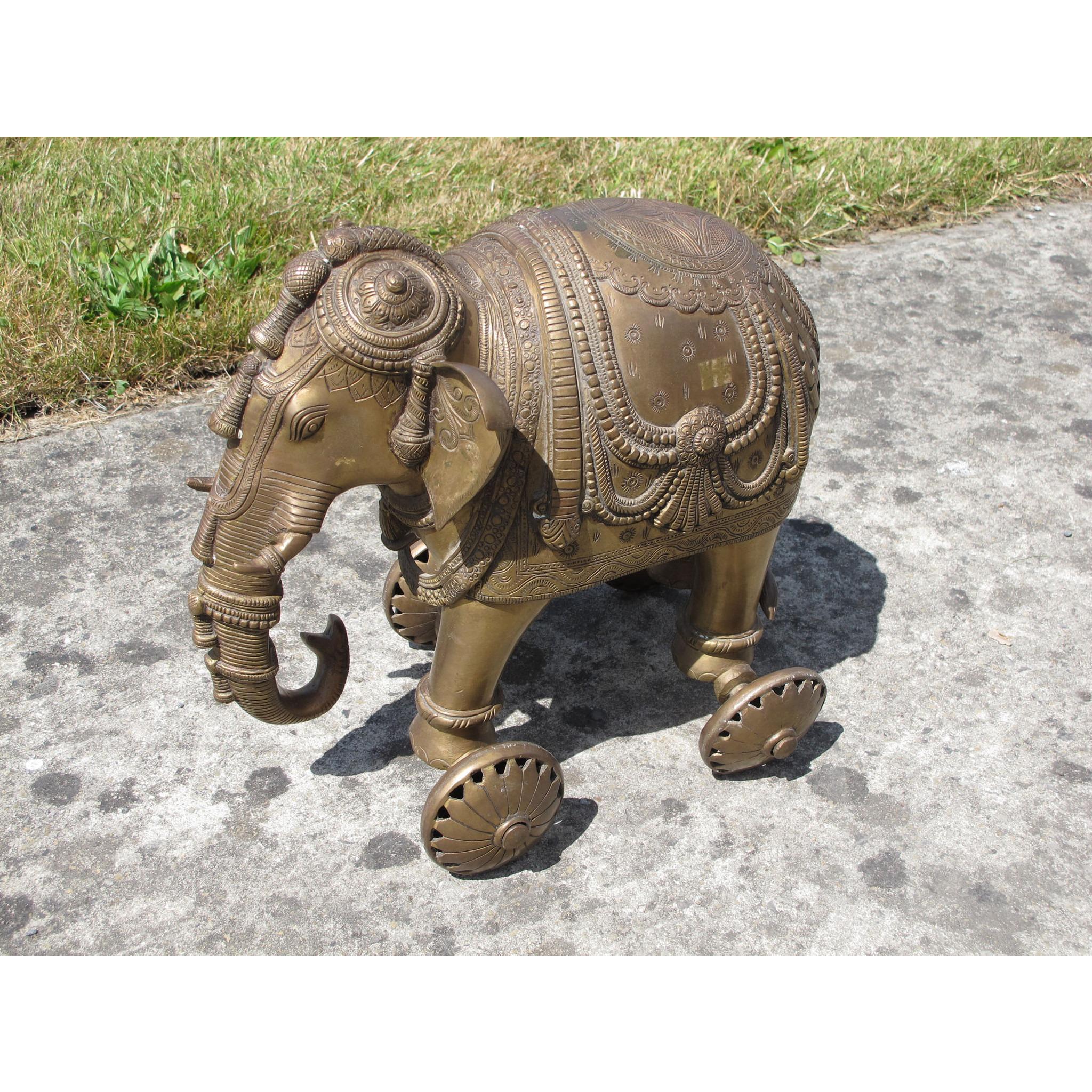 Brass Elephant Temple Toy On Wheels - ca 75 yrs old - Image 2