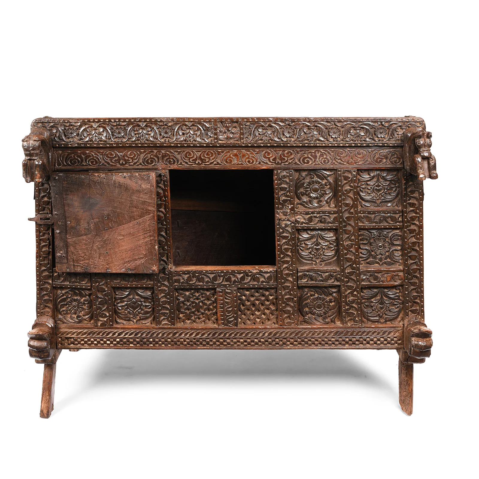 Carved Indian 'Majus' Dowry Chest From Saurashtra - 19thC - Image 4