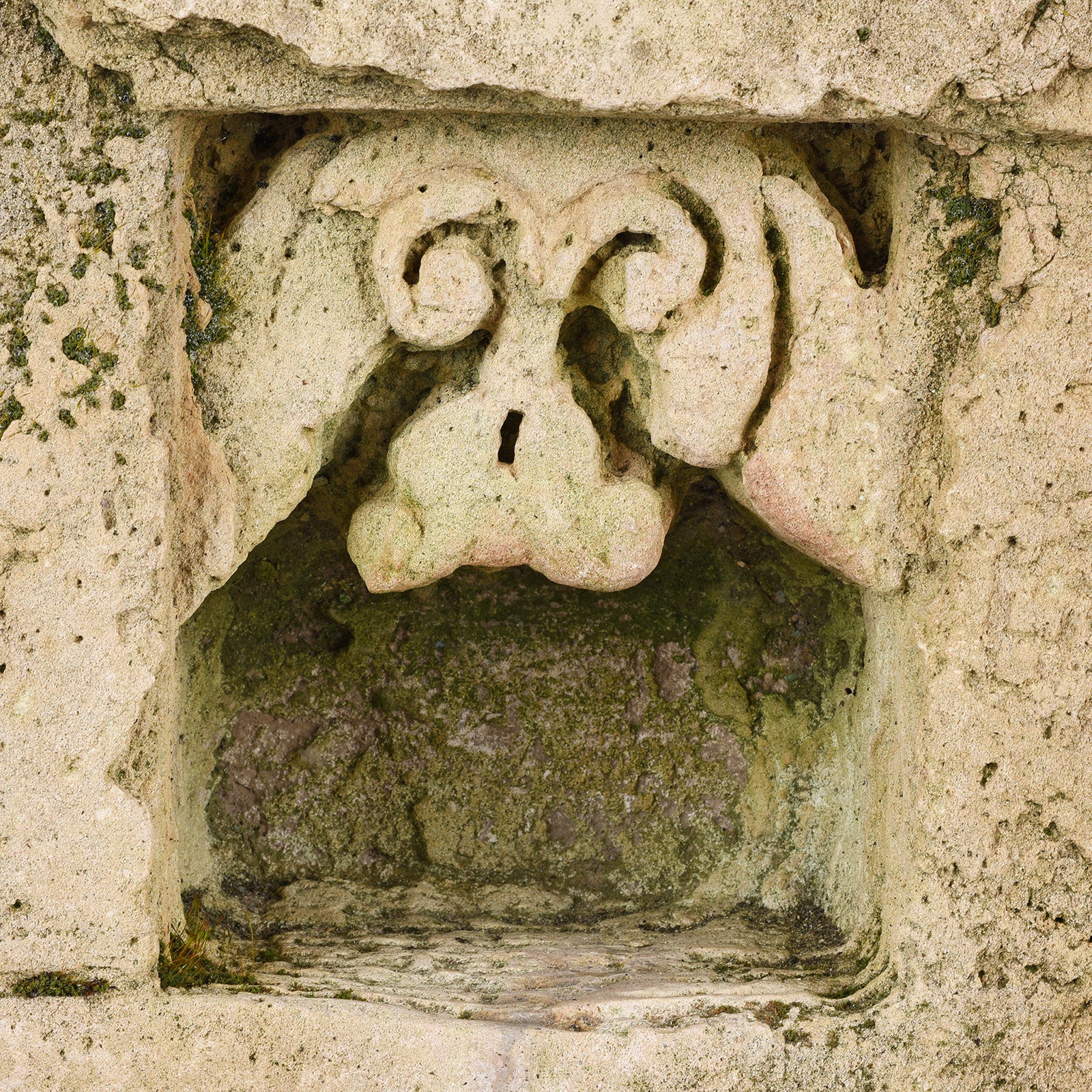 Stone Lamp Niche From Gujarat - 19th Century - Image 3