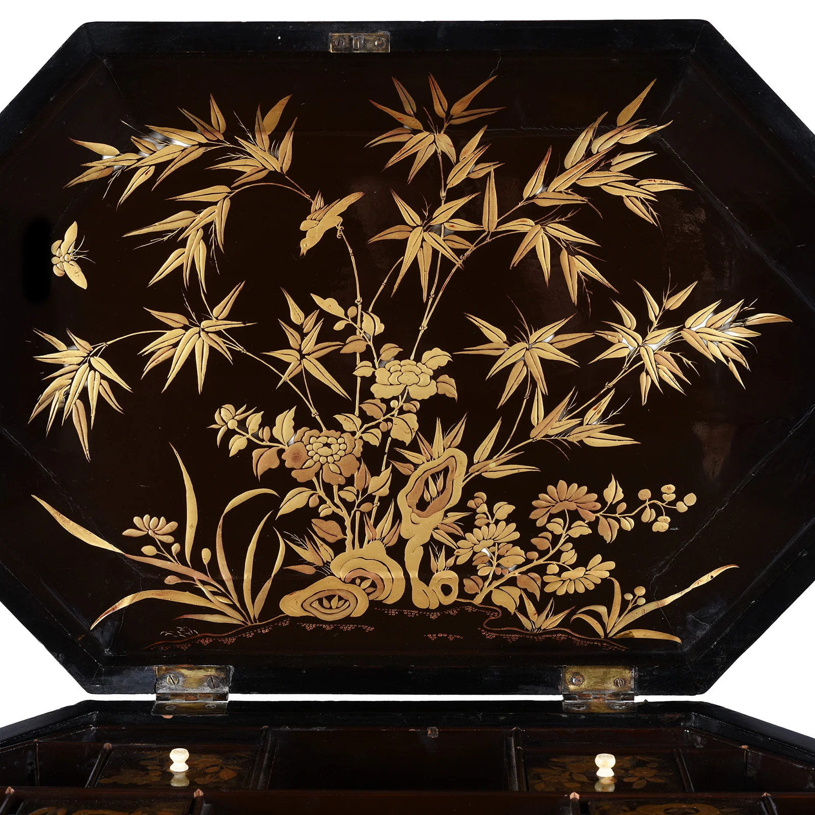 Canton Export Black Lacquer Sewing Box - Qing Dynasty - 19th Century - Image 9