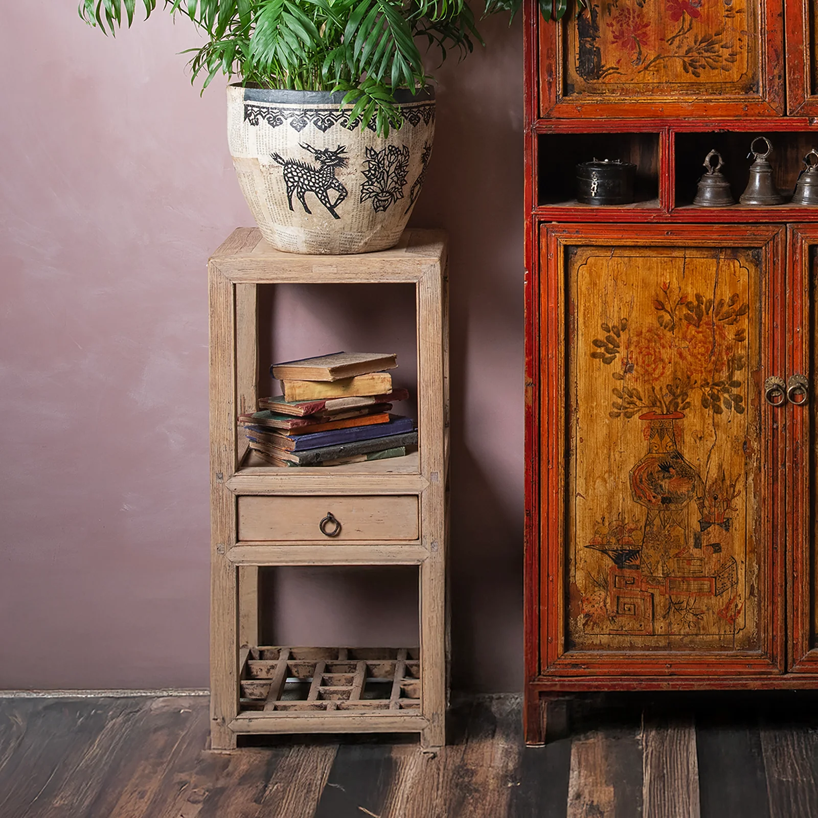 Pine Flower Stand From Tianjin -19th Century