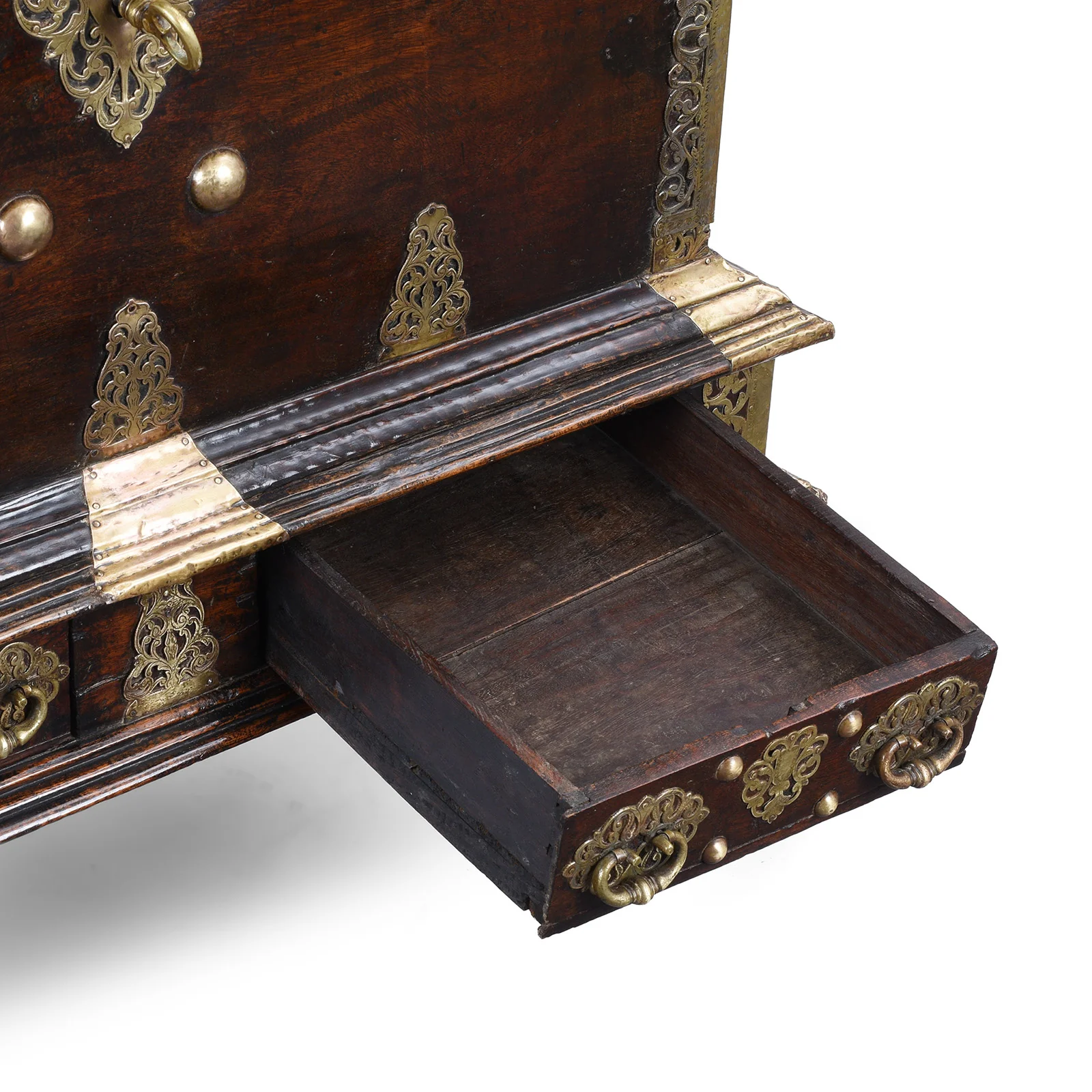 Dutch Colonial Ceylonese Teak & Brass Chest - 18th Century - Image 6