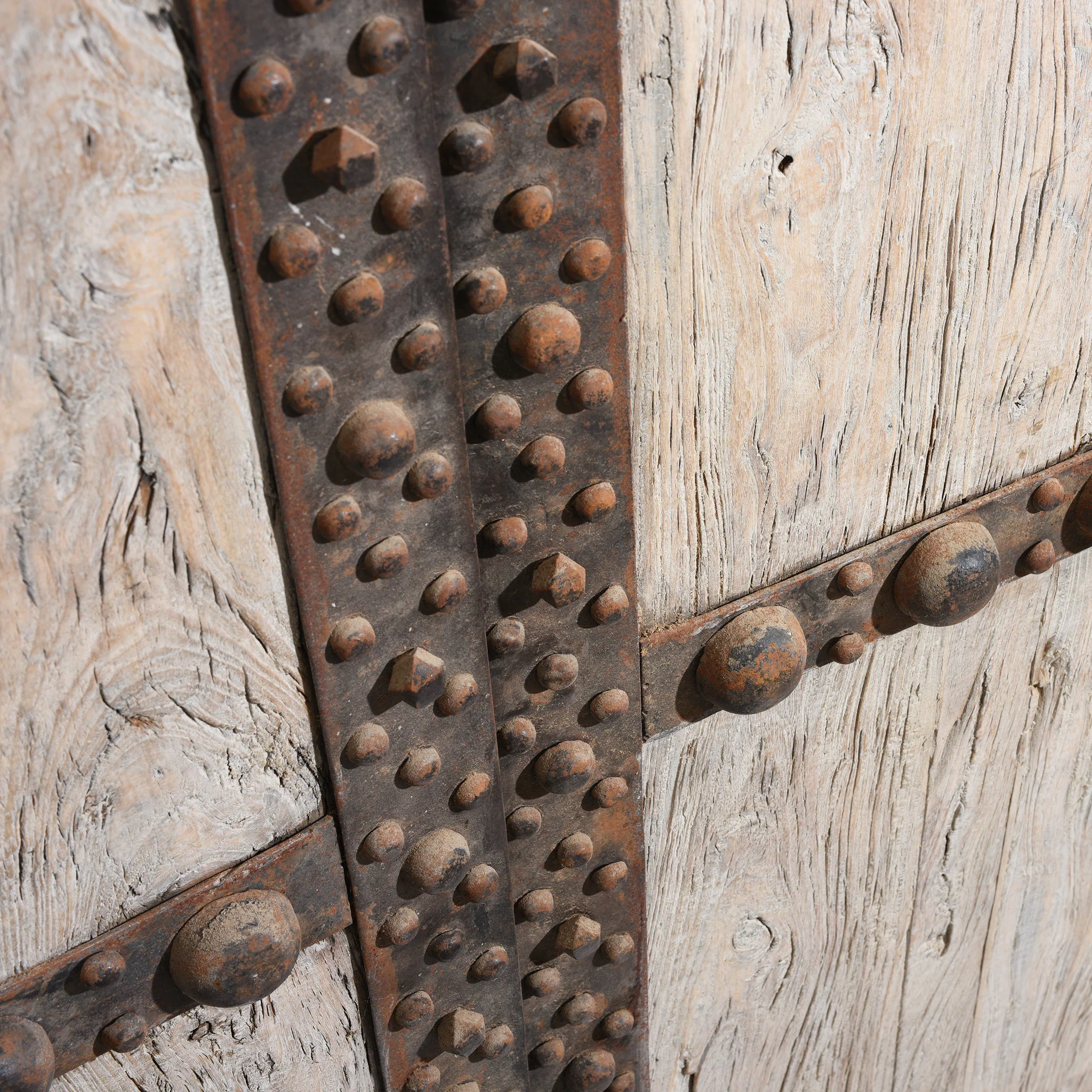 Iron Bound Elm Doors From Shanxi Province - 19thC - Image 5