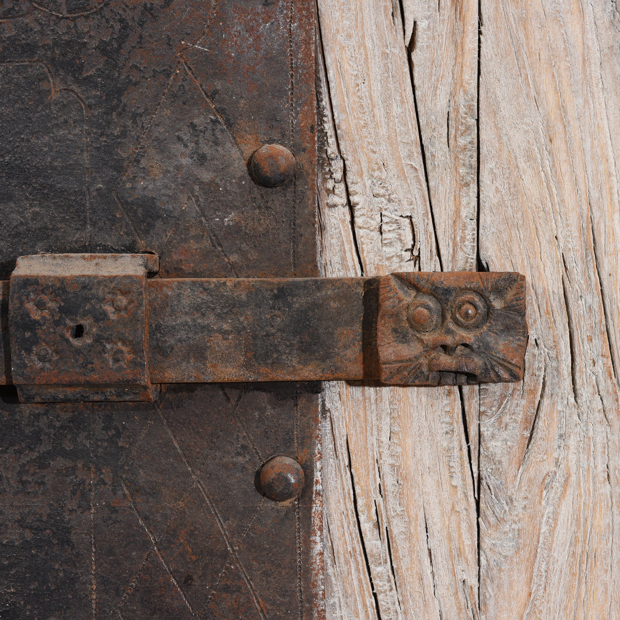 Iron Bound Elm Doors From Shanxi Province - 19thC - Image 8