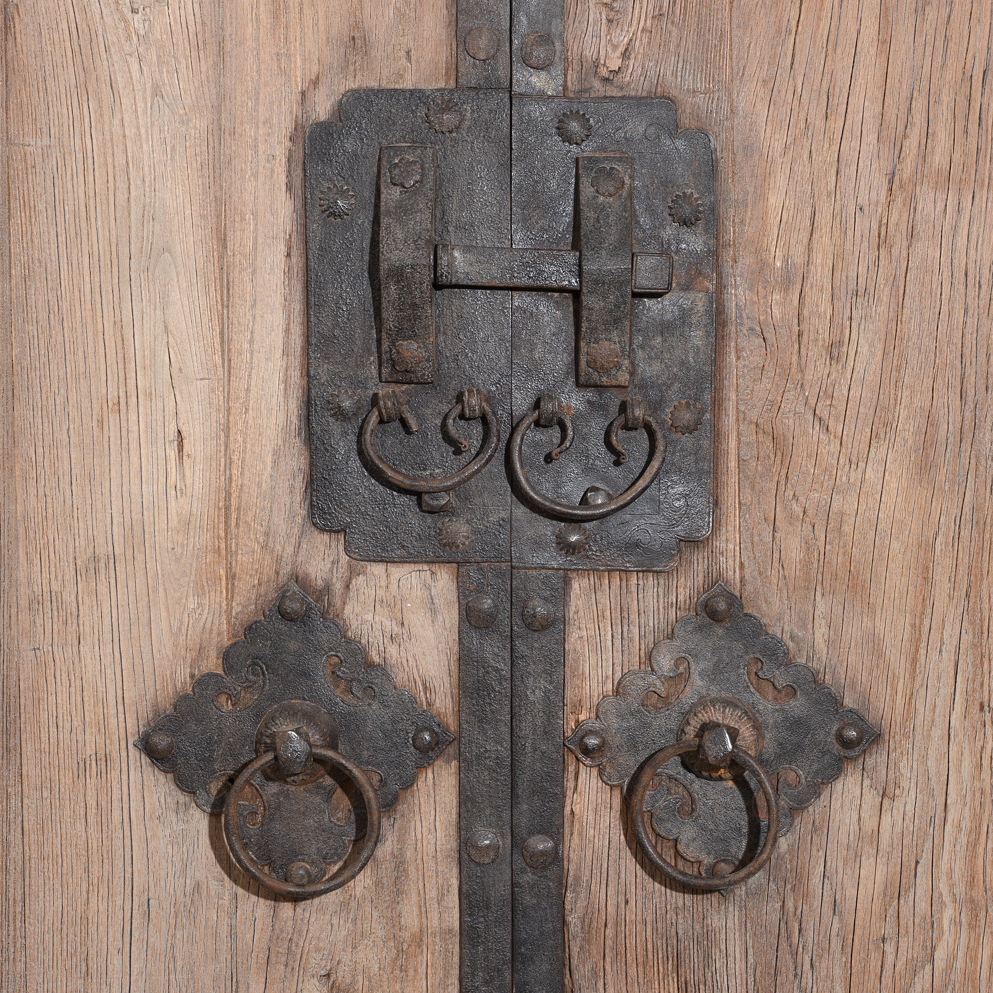 Iron Bound Elm Doors From Shanxi Province - 19thC - Image 2