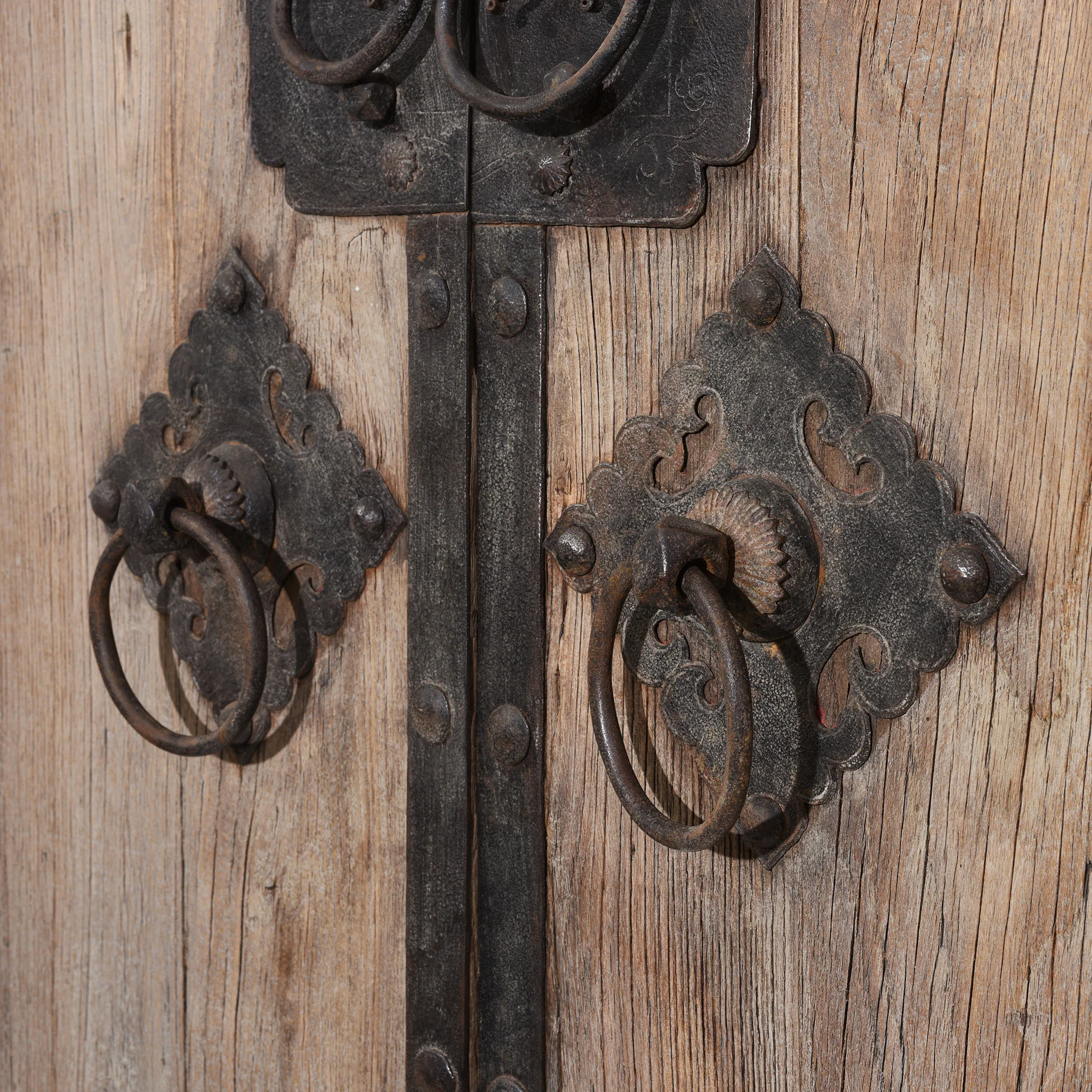 Iron Bound Elm Doors From Shanxi Province - 19thC - Image 6