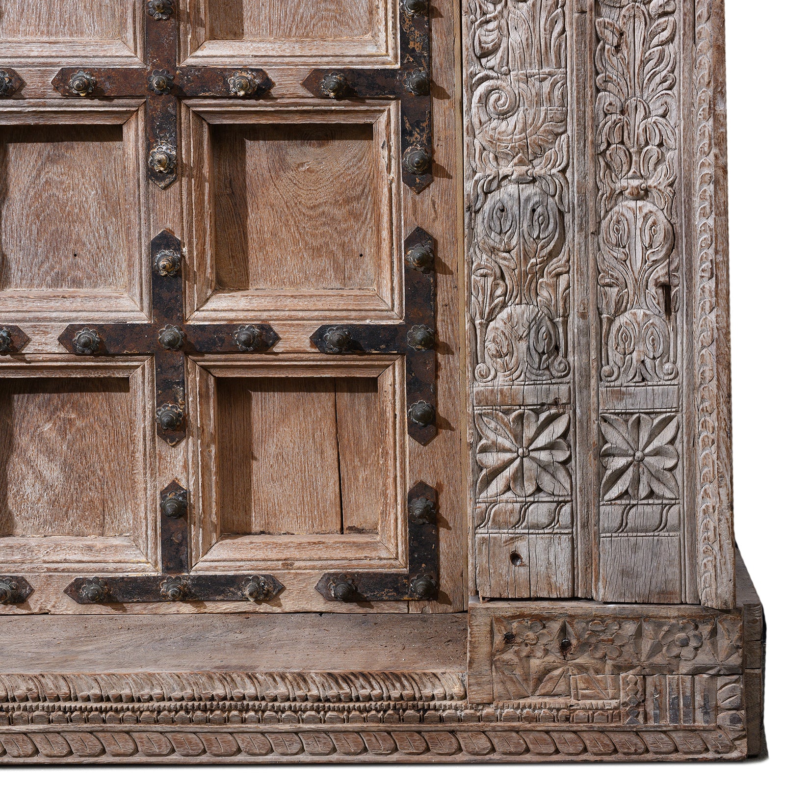 Indian Door & Frame From Himachal Pradesh - 19th Century - Image 5