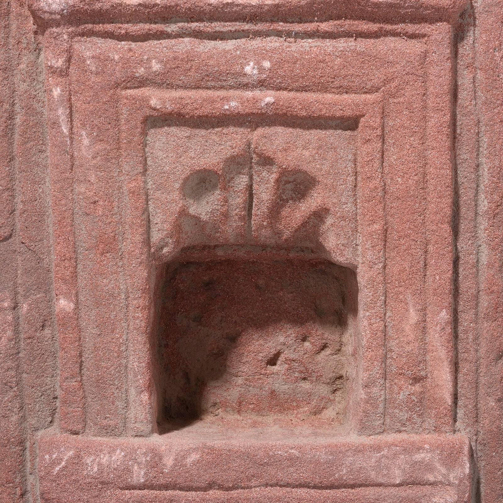 Carved Stone Lamp Niche From Rajasthan - 19th Century - Image 3