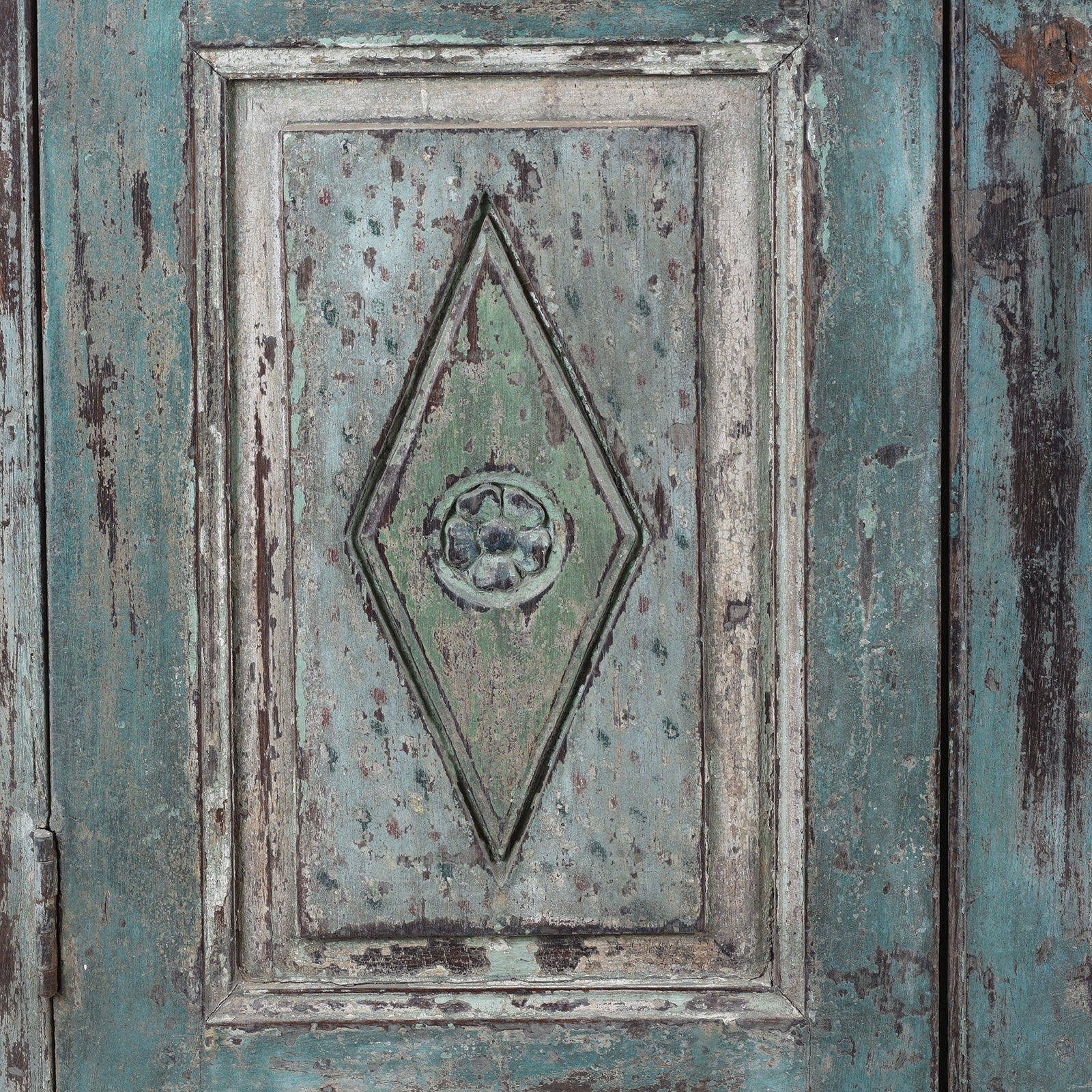 Painted Indian Almirah Cabinet With Sunburst Panels - 19th Century - Image 7