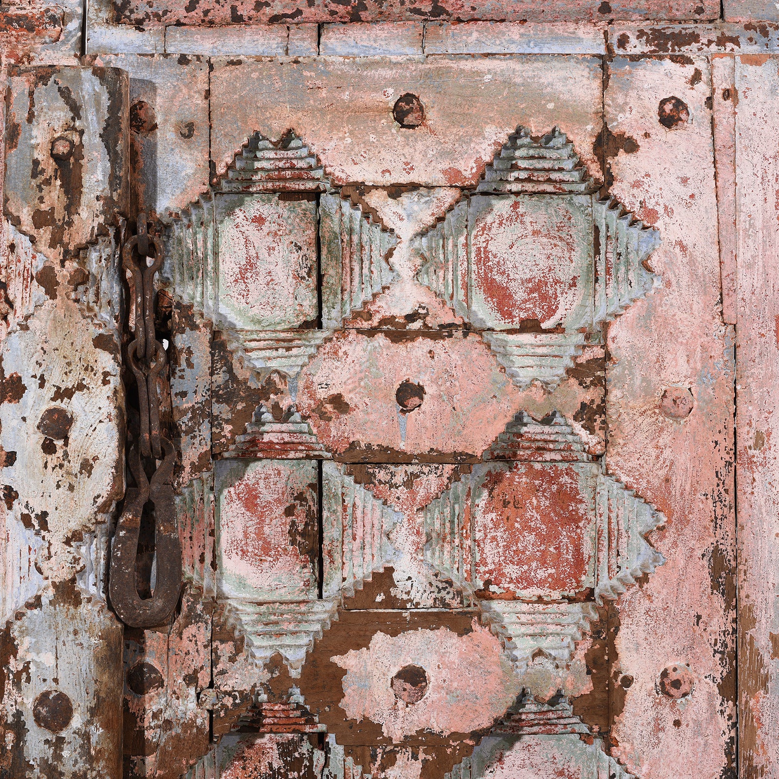 Pink Painted Carved Door From Gujarat - 18th Century - Image 5