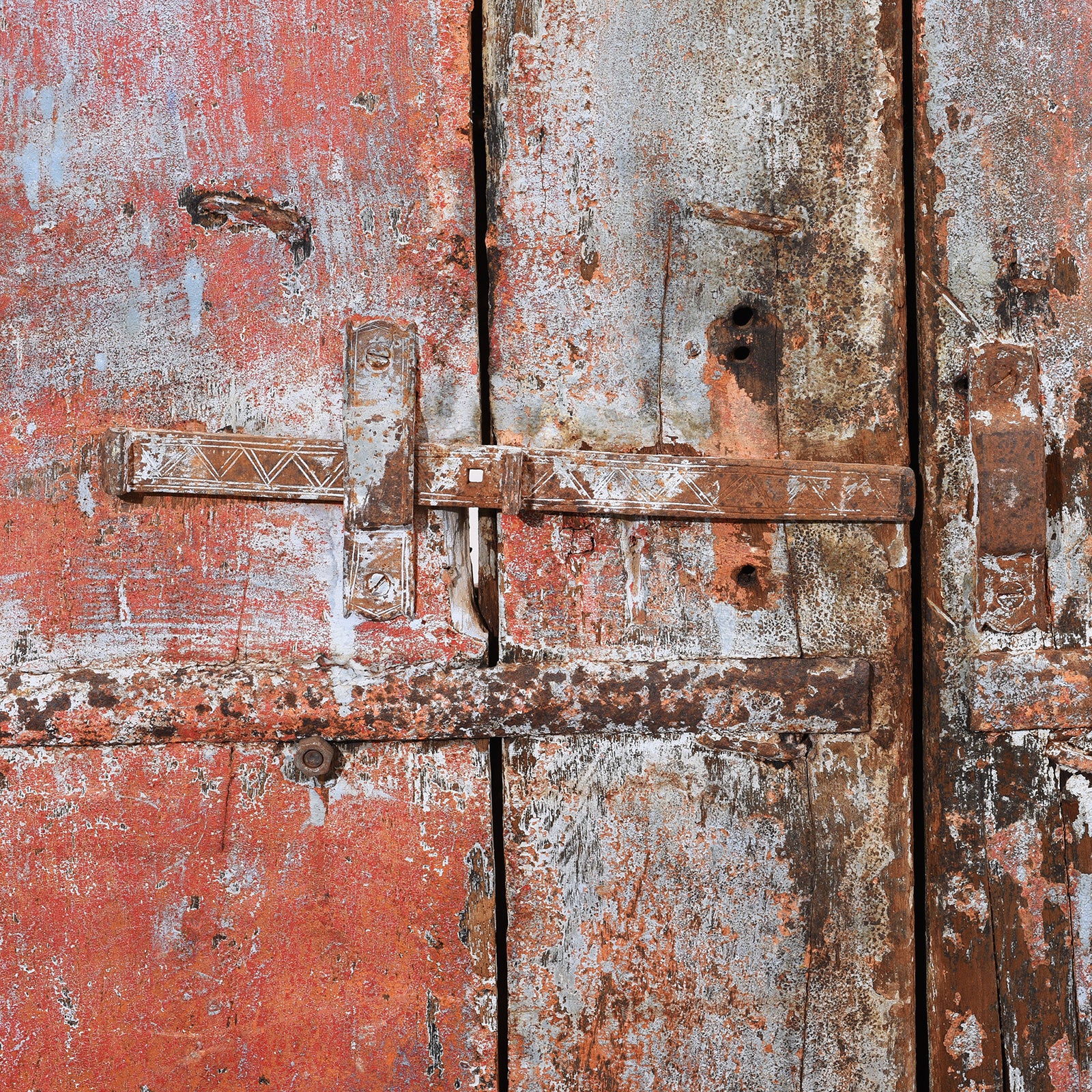 Pink Painted Carved Door From Gujarat - 18th Century - Image 8