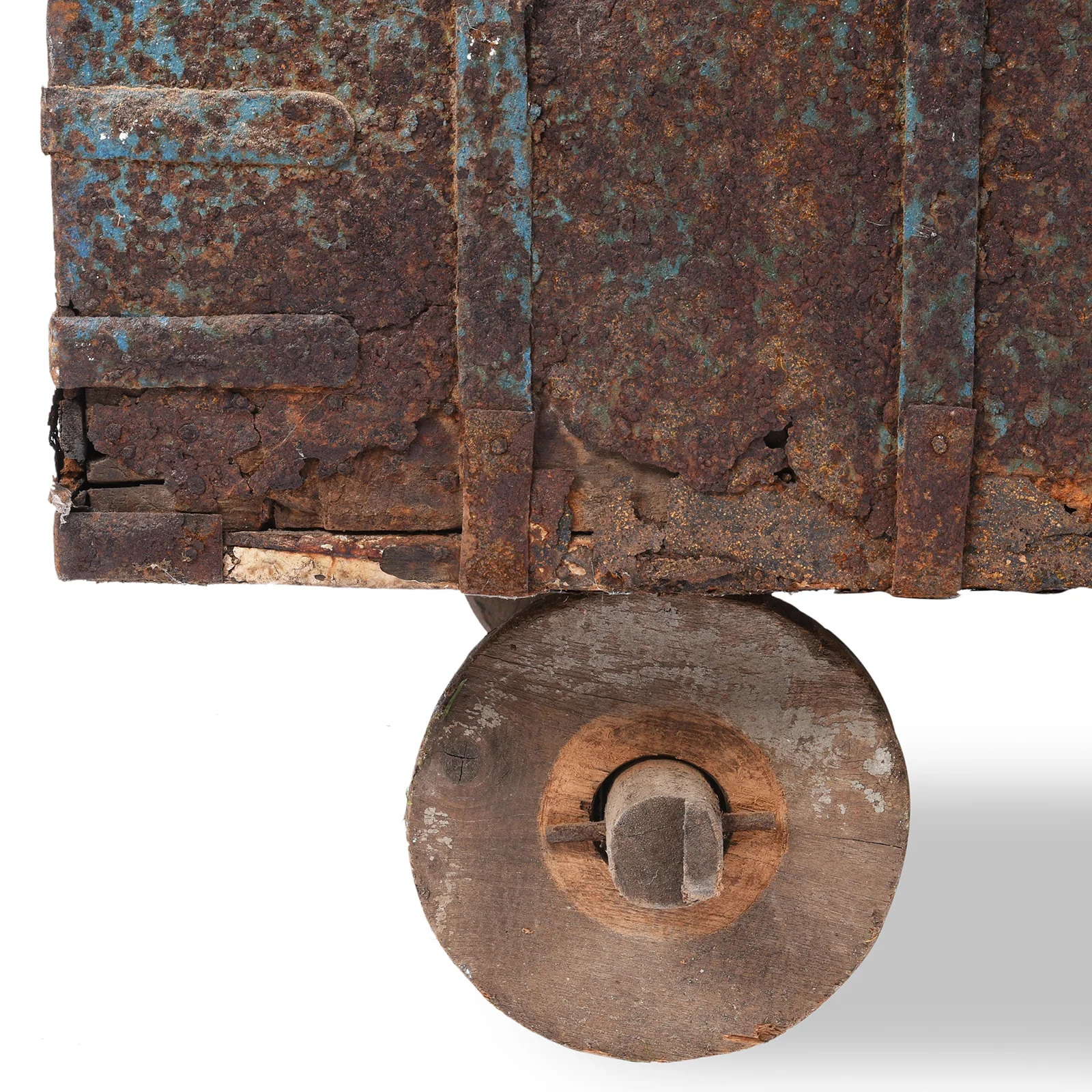 Brass & Iron Indian Pithara Dowry Chest On Wheels - 19th Century - Image 14