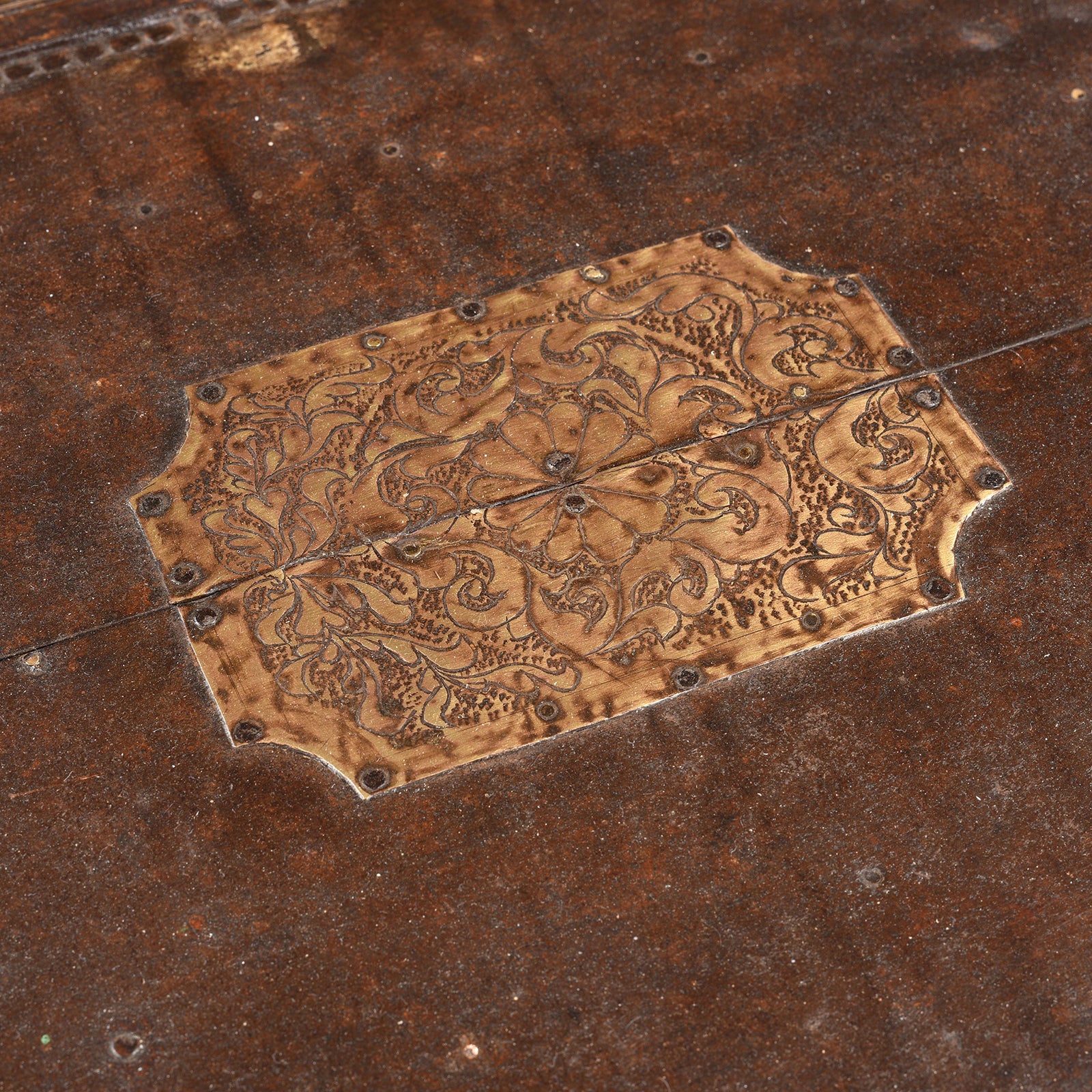 Brass & Iron Trousseau Box From Shekhawati - 19th Century - Image 7