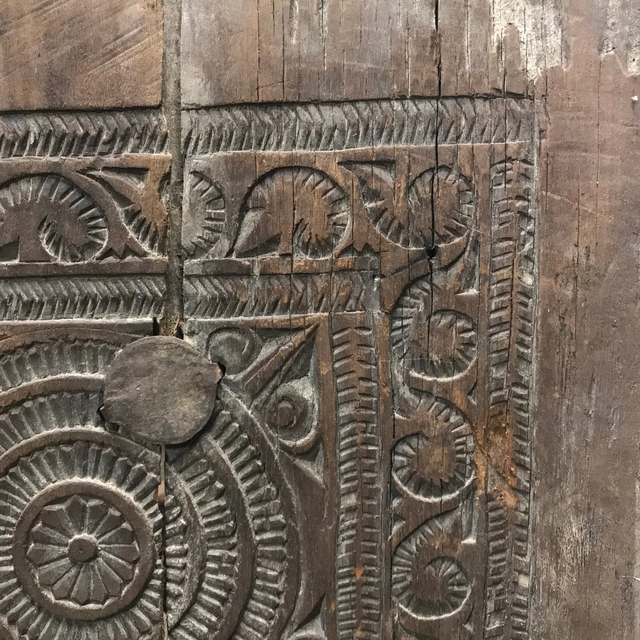 Tribal Window Shutter From  Maharashtra - 19th Century - Image 3
