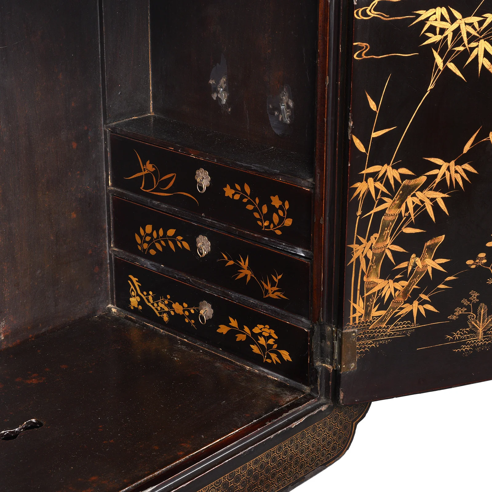 Gilt Black Lacquer Chinese Export Shrine Cabinet - Ca 1820 - Image 21