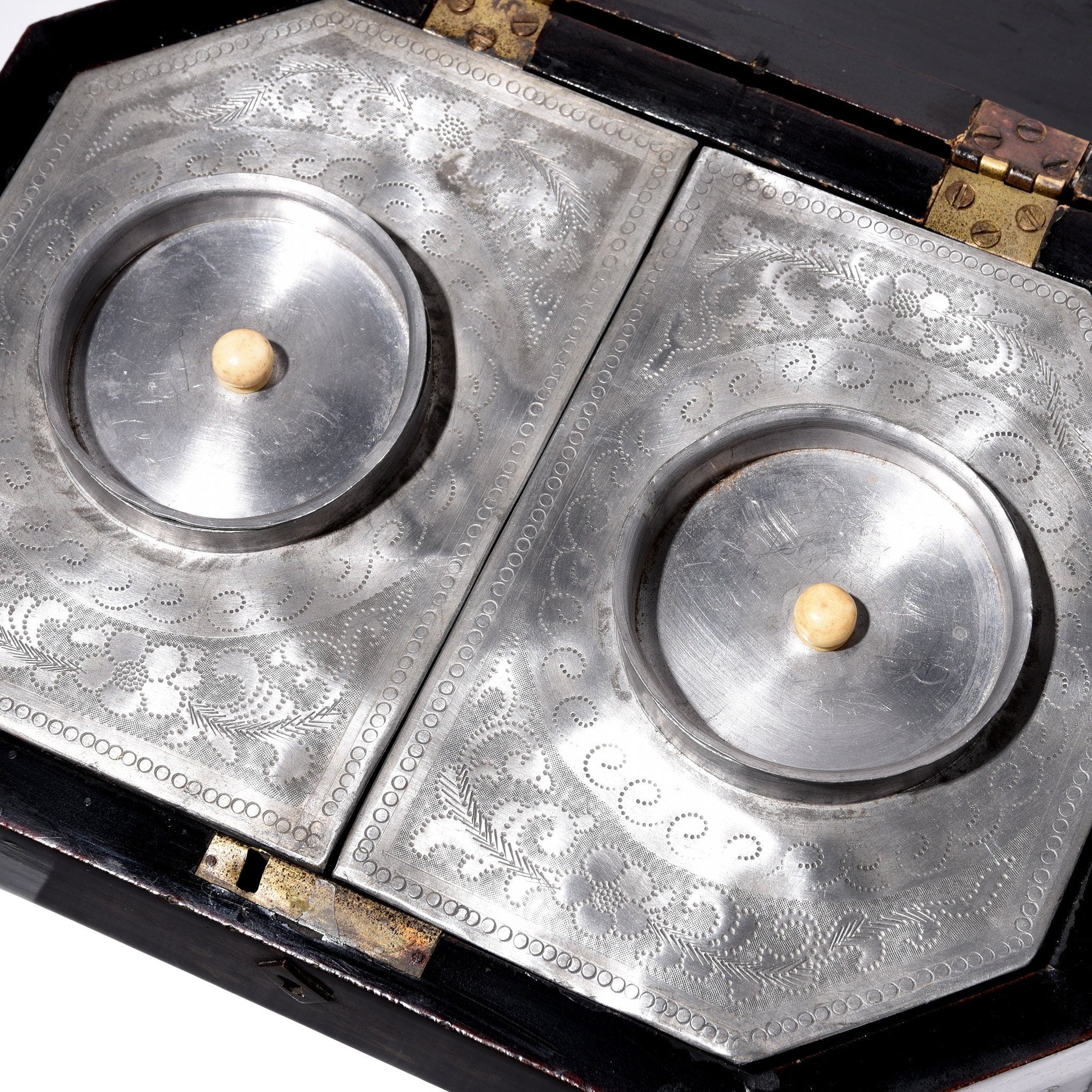 Black Lacquer Canton Export Tea Caddy - Qing Dynasty, Early 19thC - Image 4