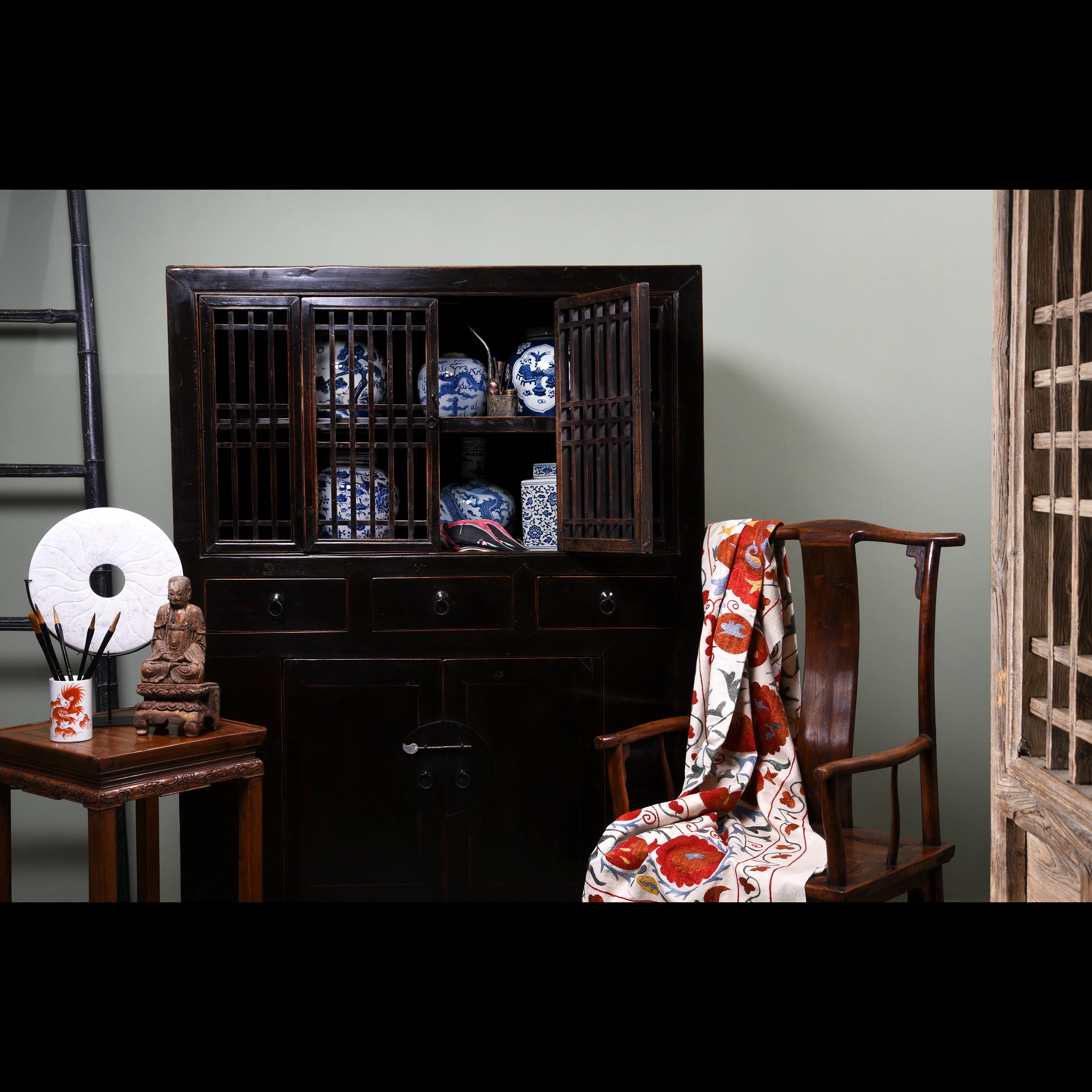 Black Lacquer Kitchen Cabinet From Tianjin - 19thC - Image 2