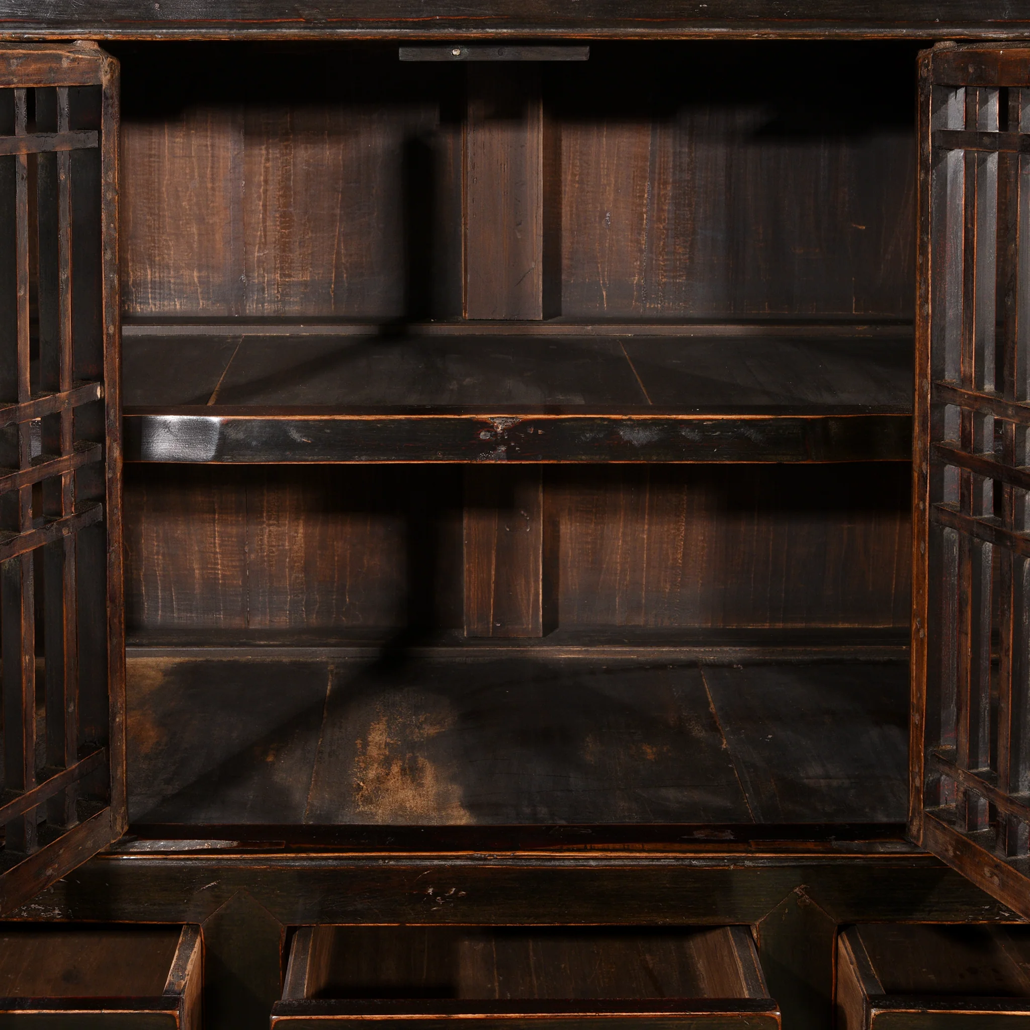 Black Lacquer Kitchen Cabinet From Tianjin - 19thC - Image 8