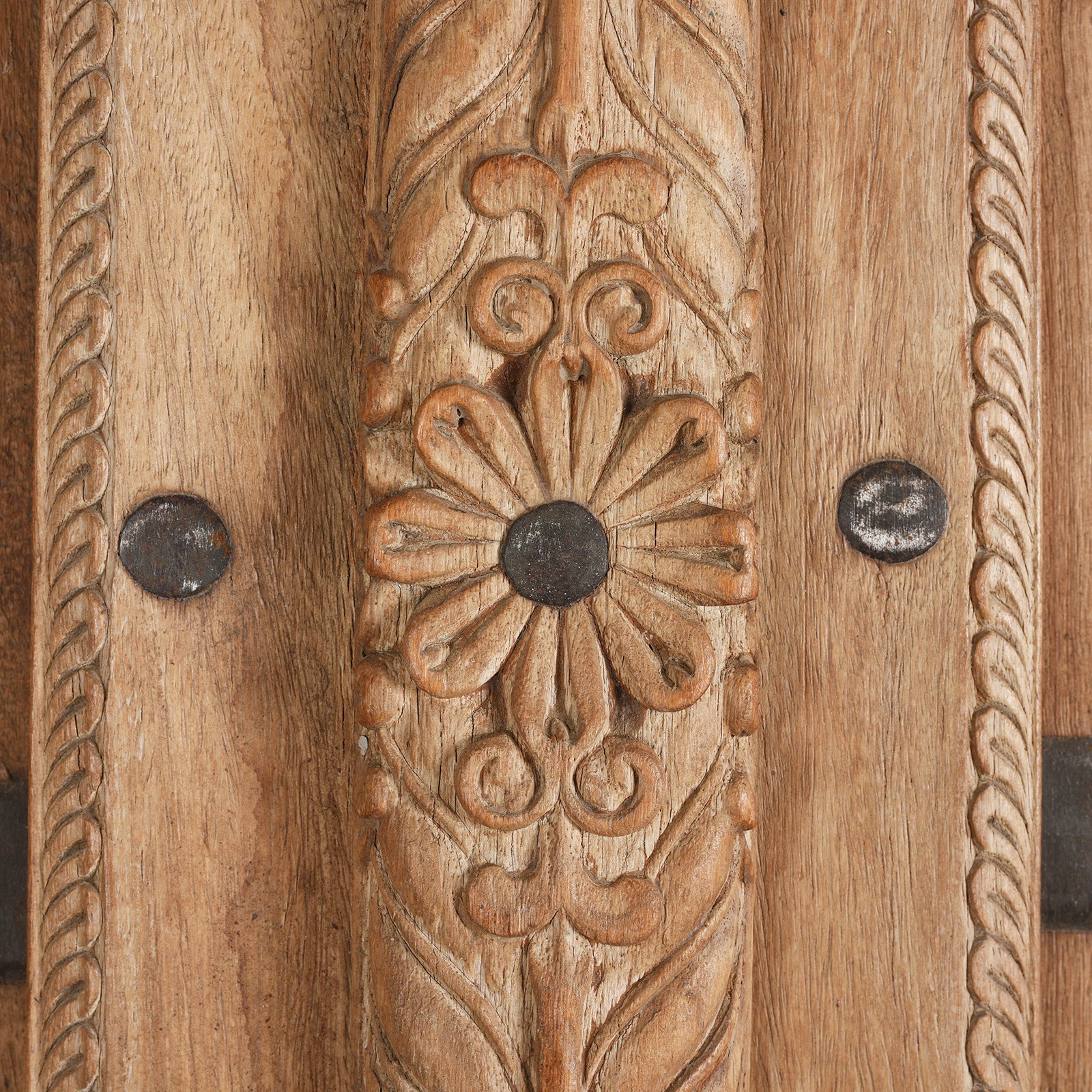 Carved Bleached Doors From Bikaner - 19th Century - Image 7