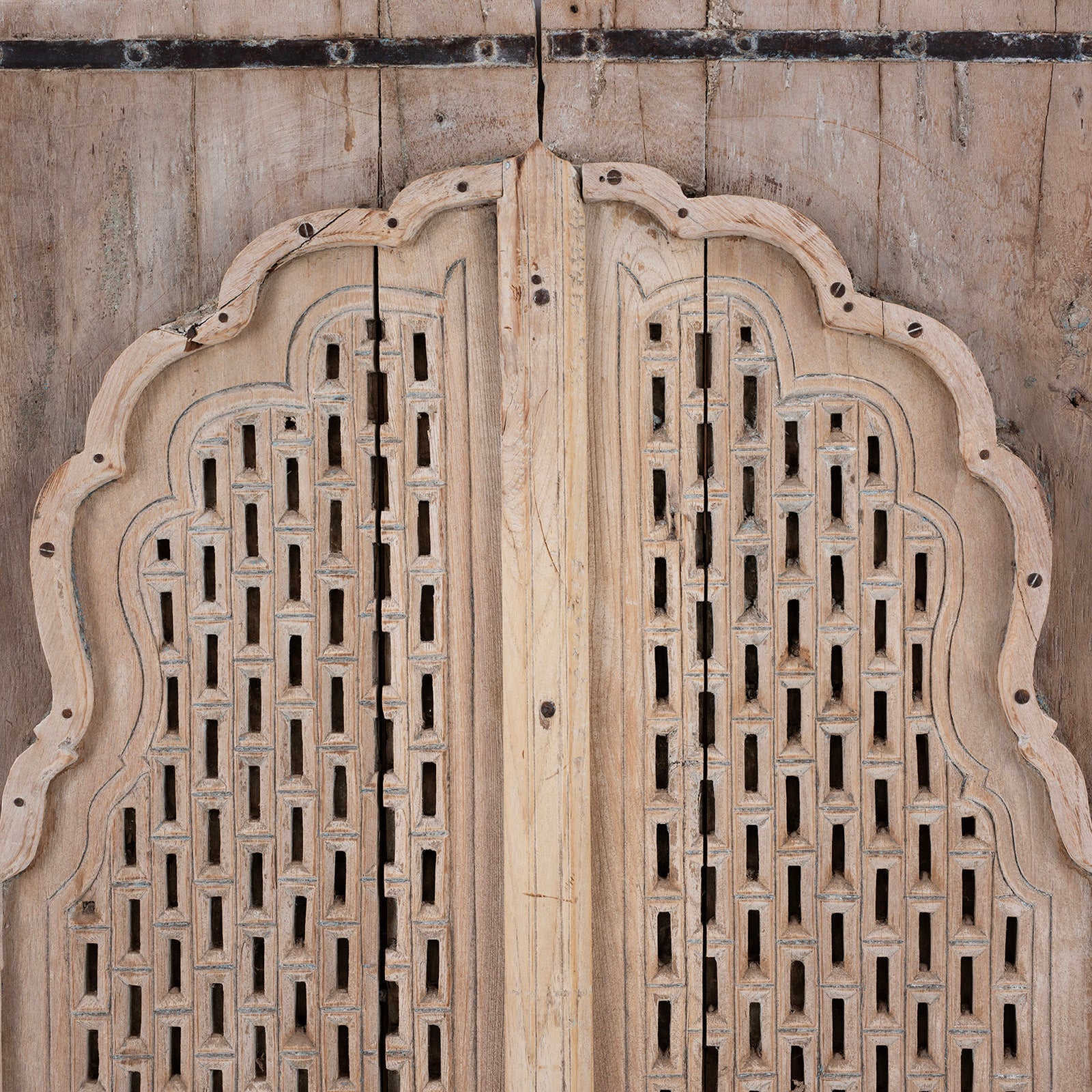 Limed Teak Window Shutter From Hyderabad - 19th Century - Image 2