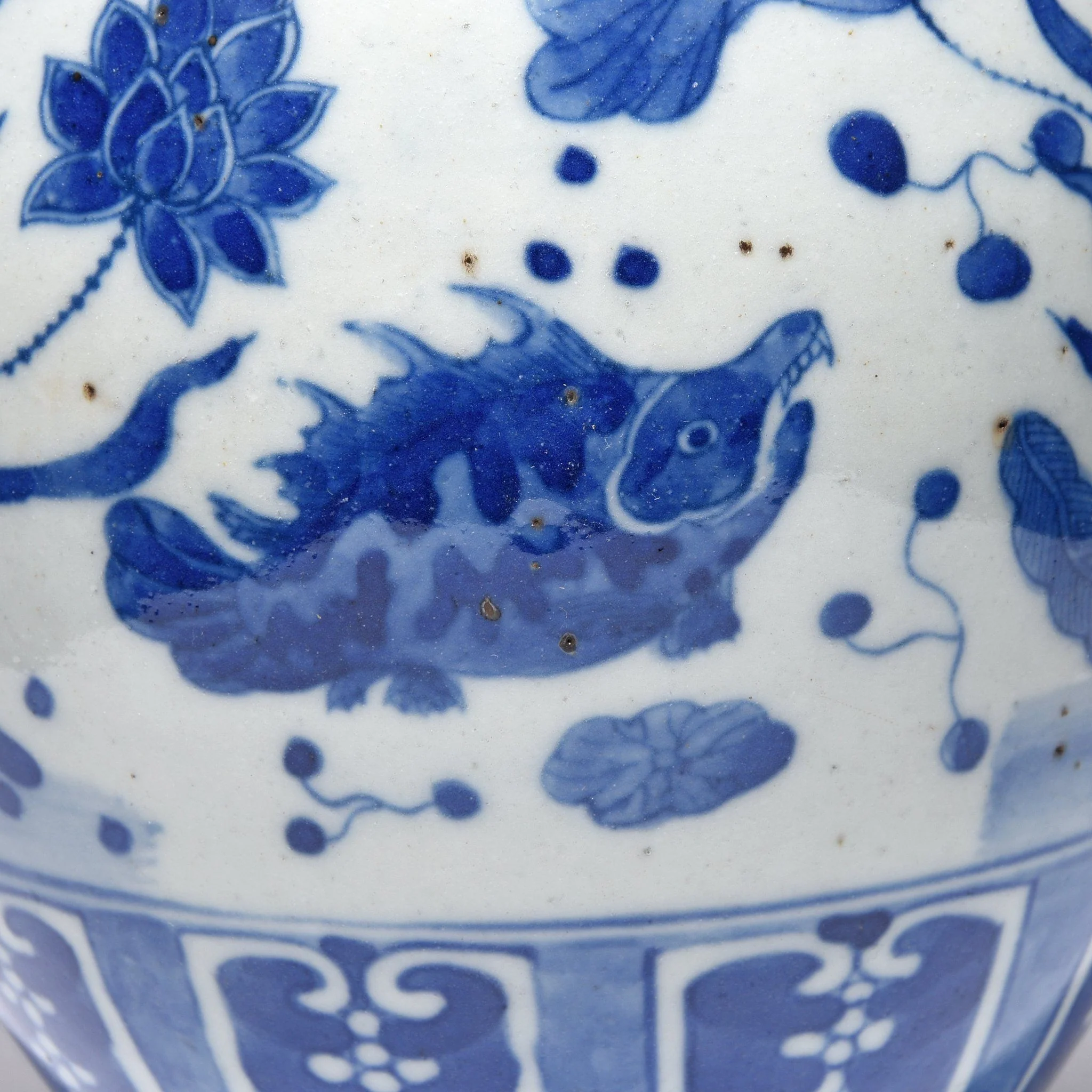 Blue & White Porcelain Ginger Jar - Fish Design - Image 2