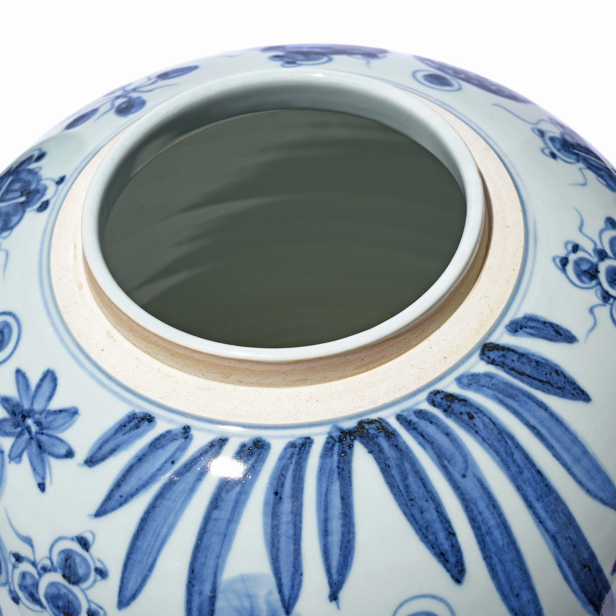 Blue & White Porcelain Ginger Jar - Fish Design - Image 4