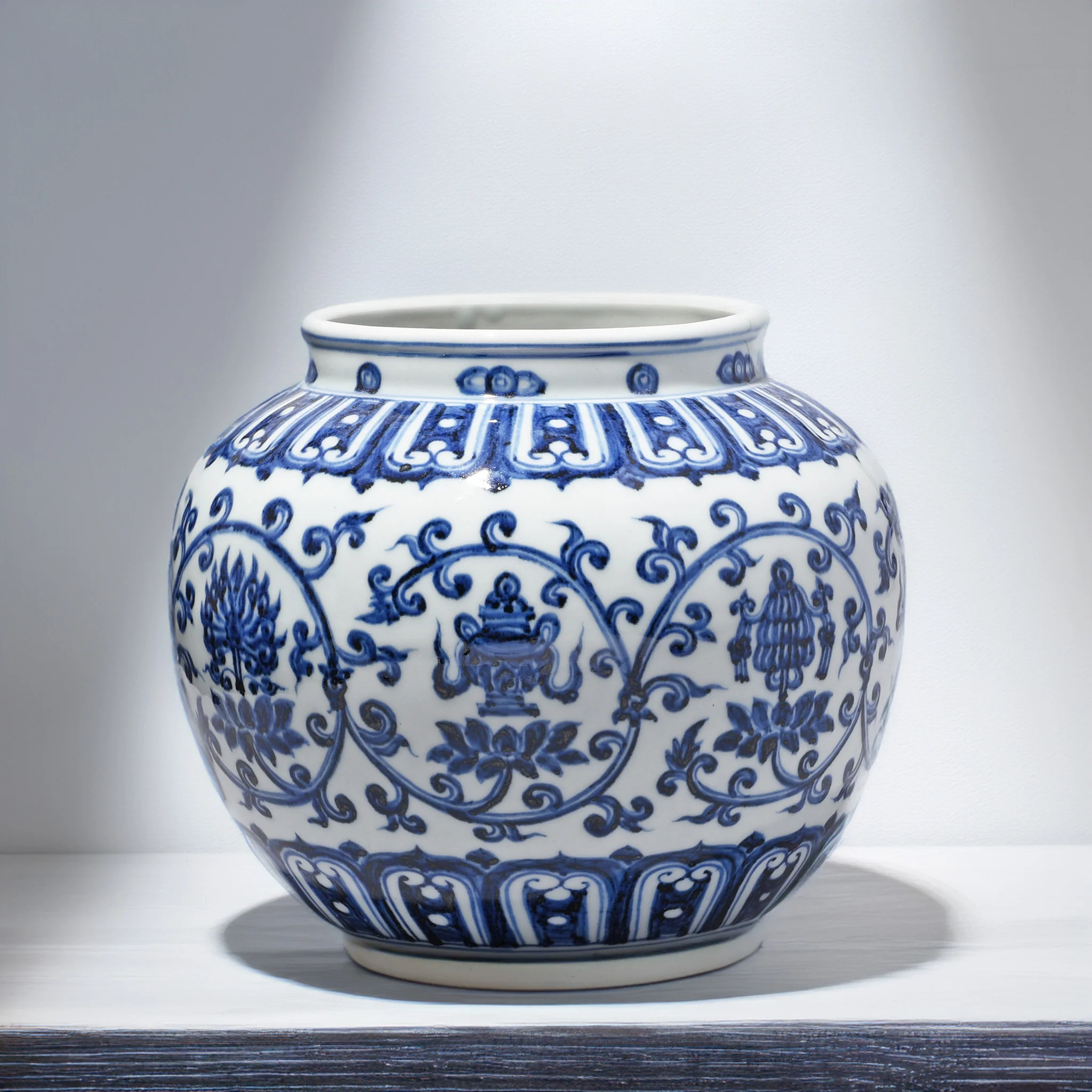 Blue & White Porcelain Jardinière - Trailing Leaf Design - Image 5