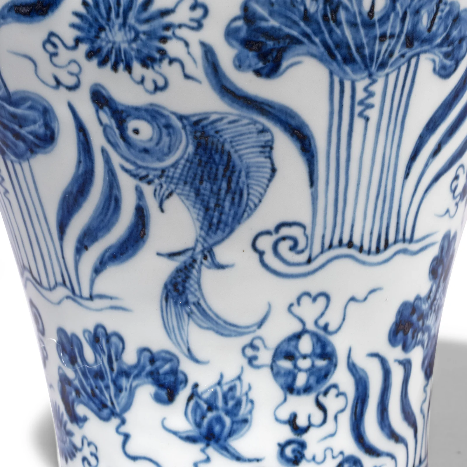 Blue & White Porcelain Meiping Vase - Xuande Fish - Image 3