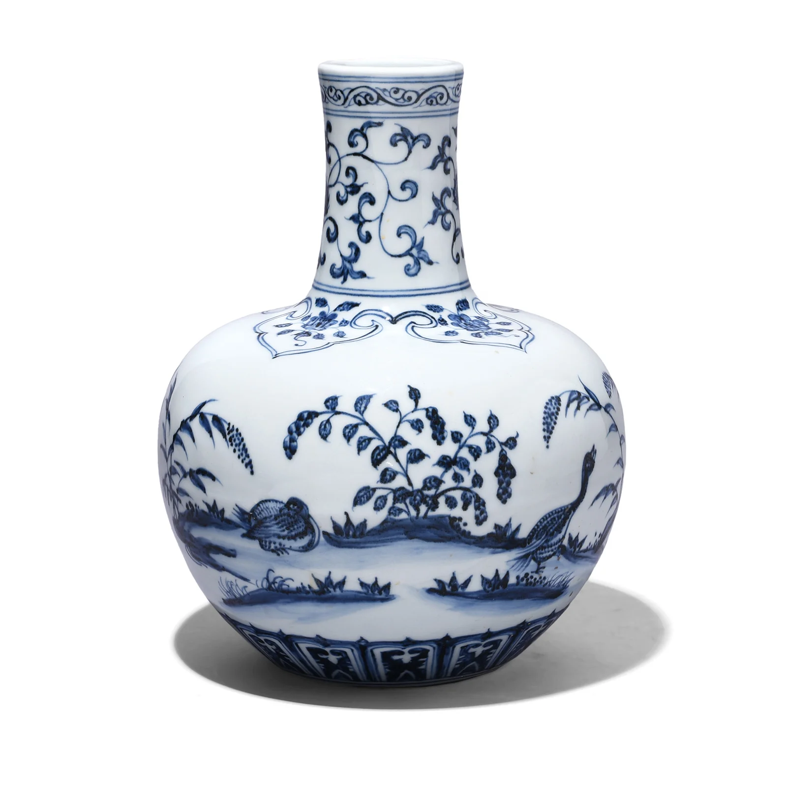 Blue & White Porcelain Tianqiuping Vase - Image 3