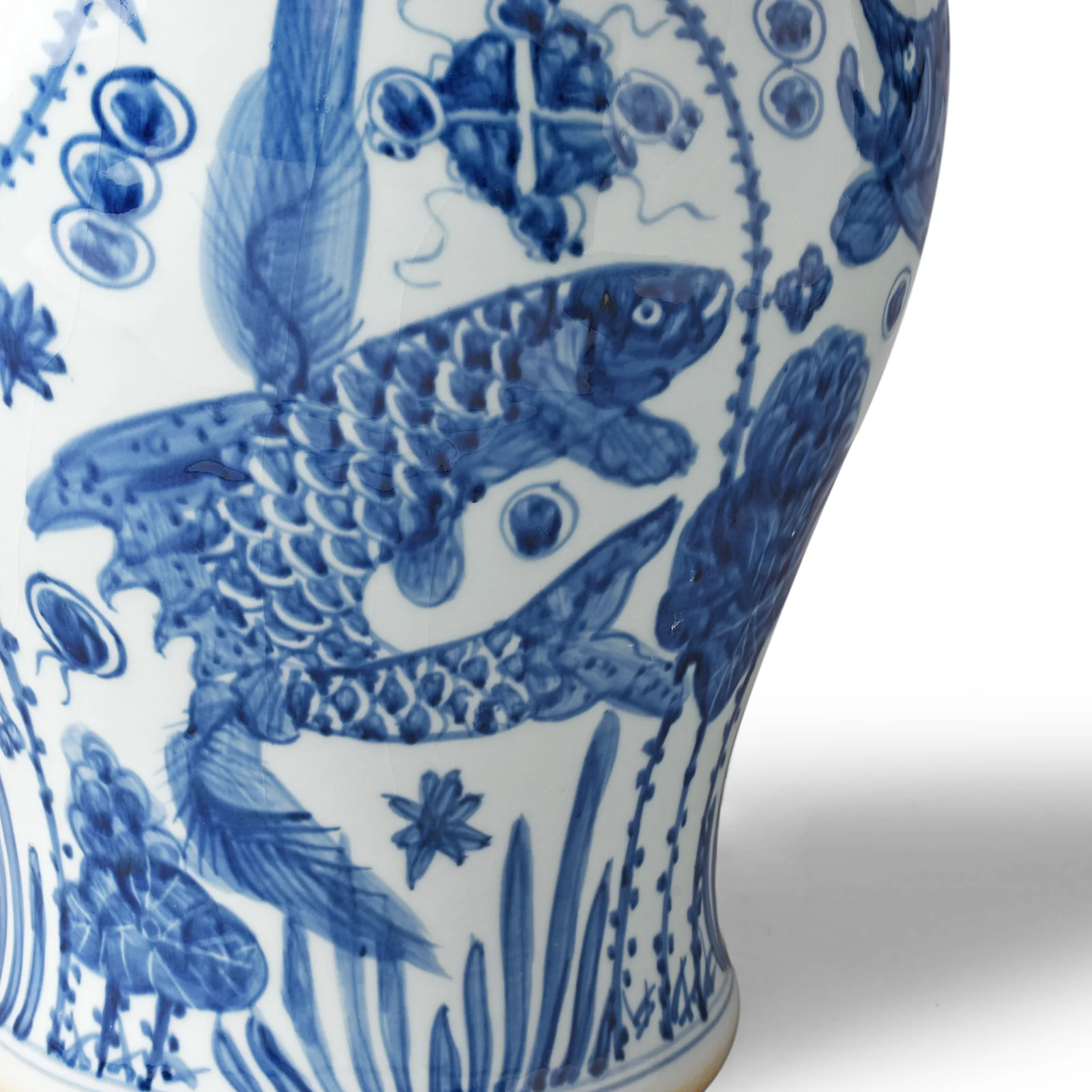 Blue & White Temple Jar Lamp - Fish Design - Image 5