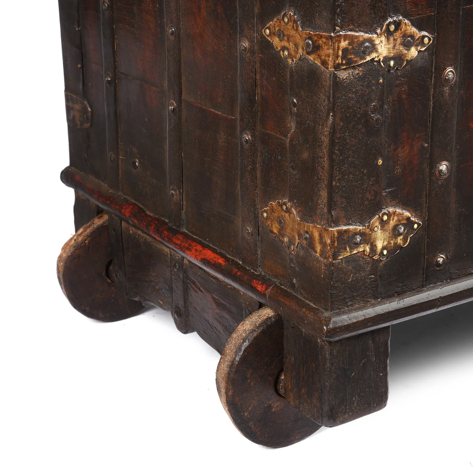 Brass & Iron Bound Chest On Wheels From Gujarat - 19th Century - Image 8
