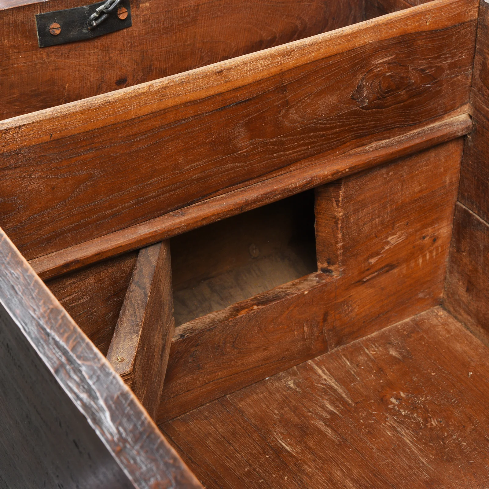 Brass Bound Teak Anglo-Indian Chest From Rajasthan -19thC - Image 7
