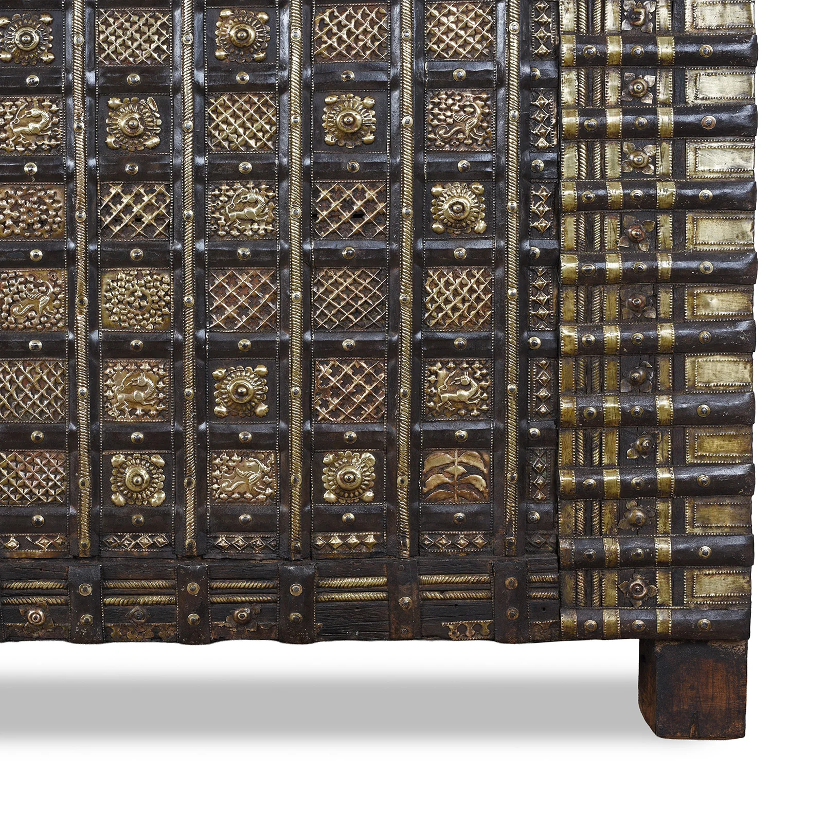 Brass Bound Pithara Console Chest From Saurashtra - 18th Century - Image 13