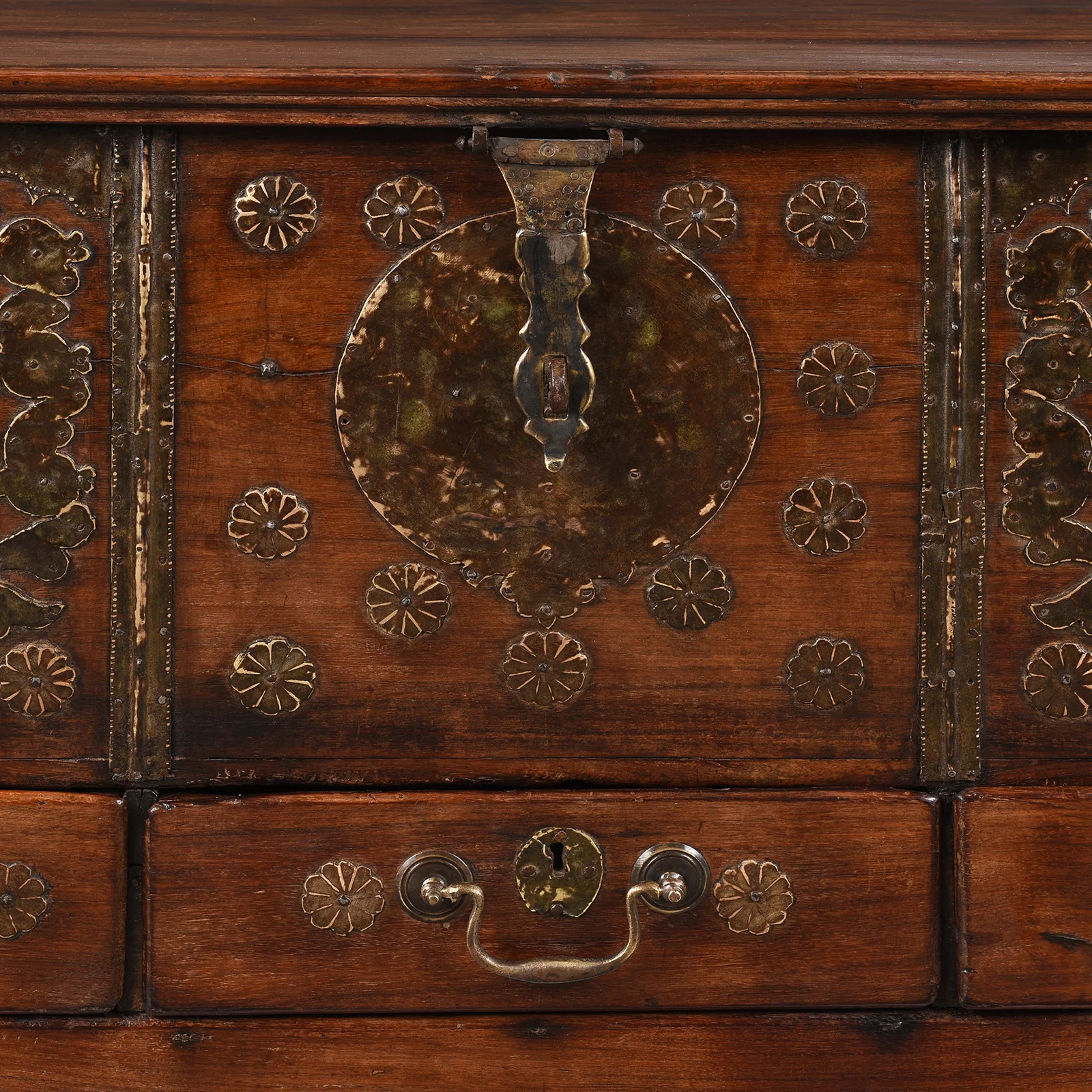 Brass Bound Rosewood Chest From Kutch - 18th Century - Image 9