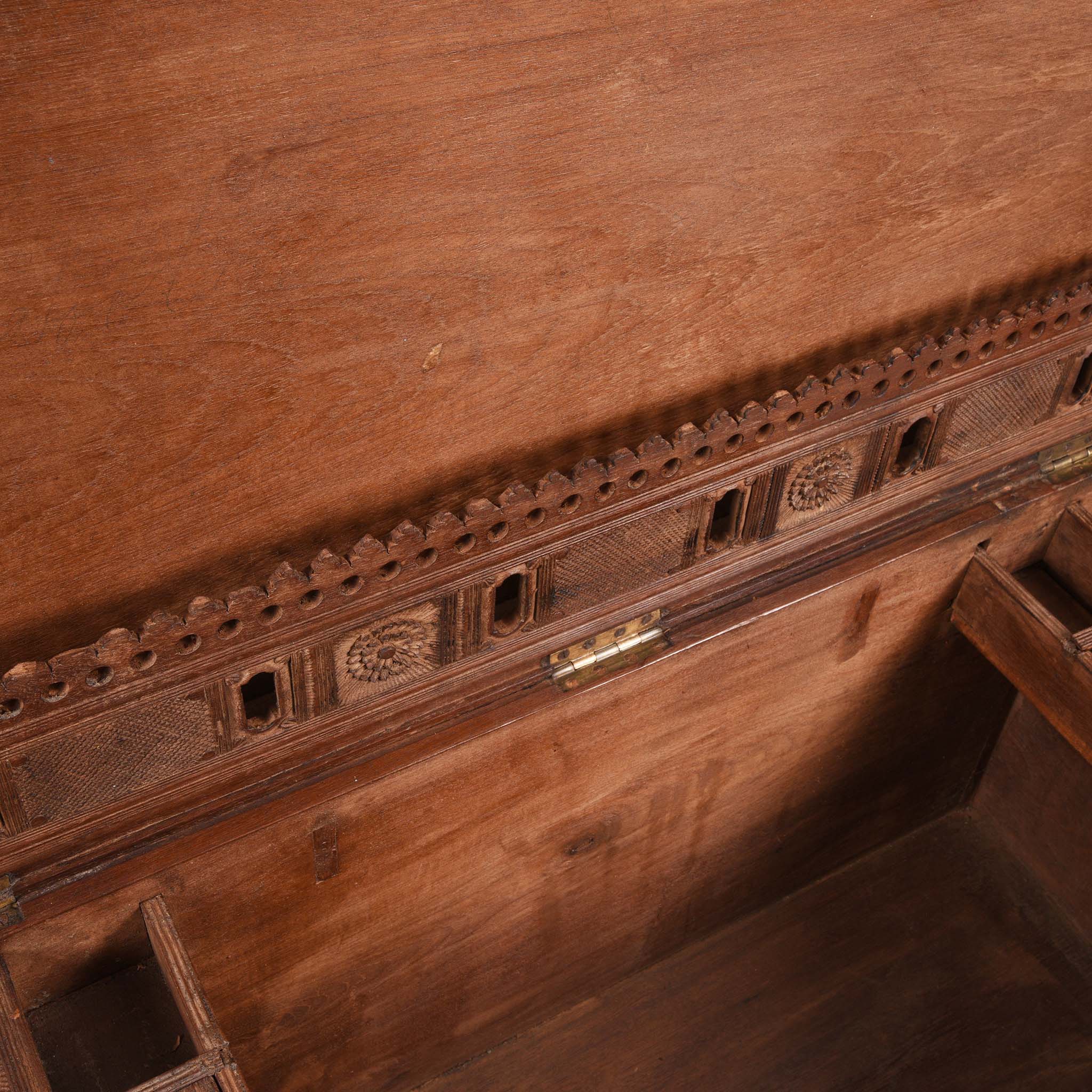 Brass Bound Indian Teak Military Chest -19thC - Image 8