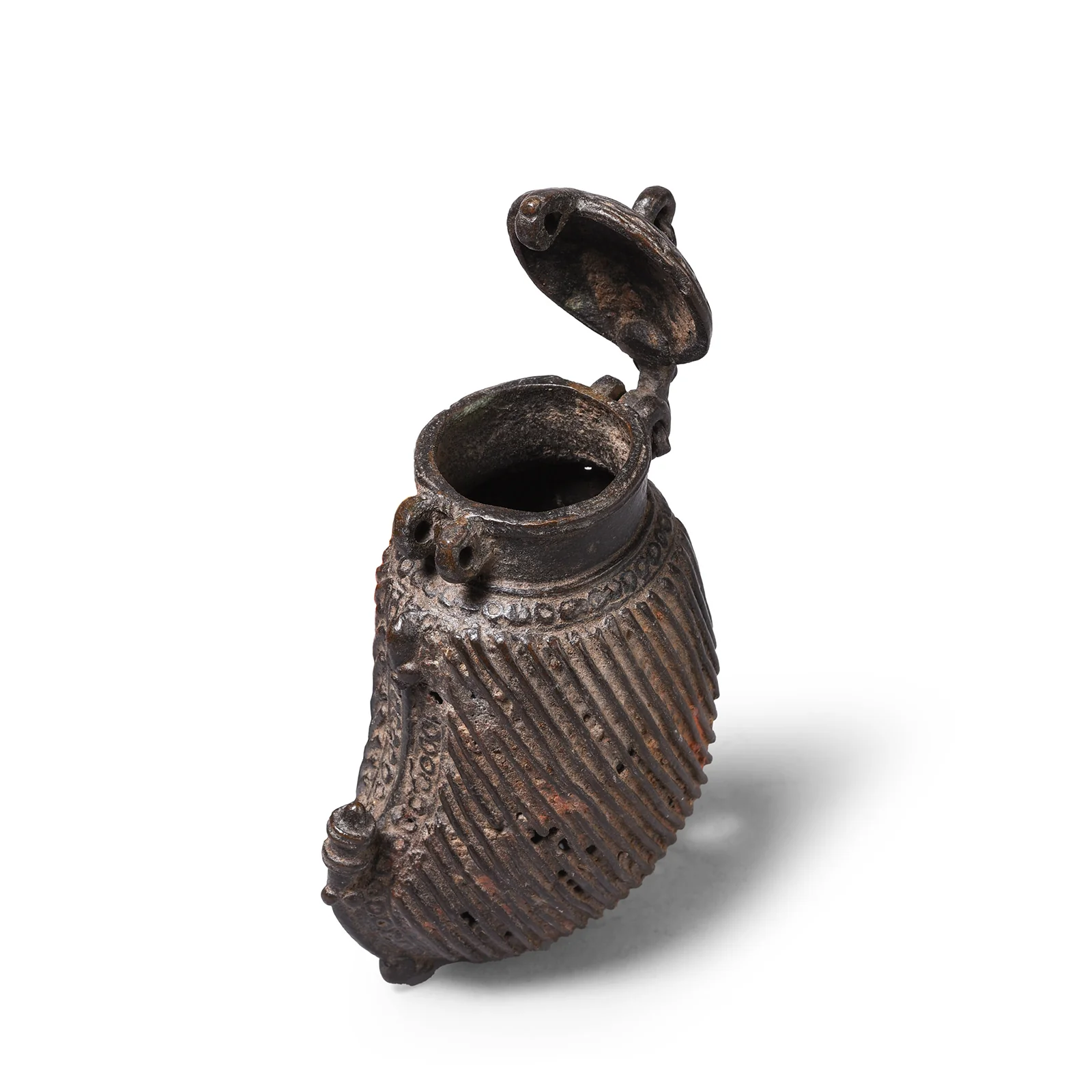 Dhokra Mango Coin Purse From Bengal - 19th Century - Image 2