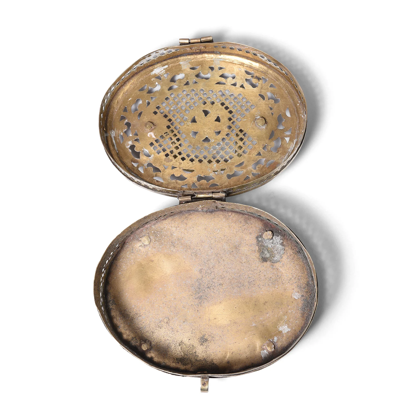 Brass Jali Work Paan Box From Rajasthan - Early 20th Century - Image 5