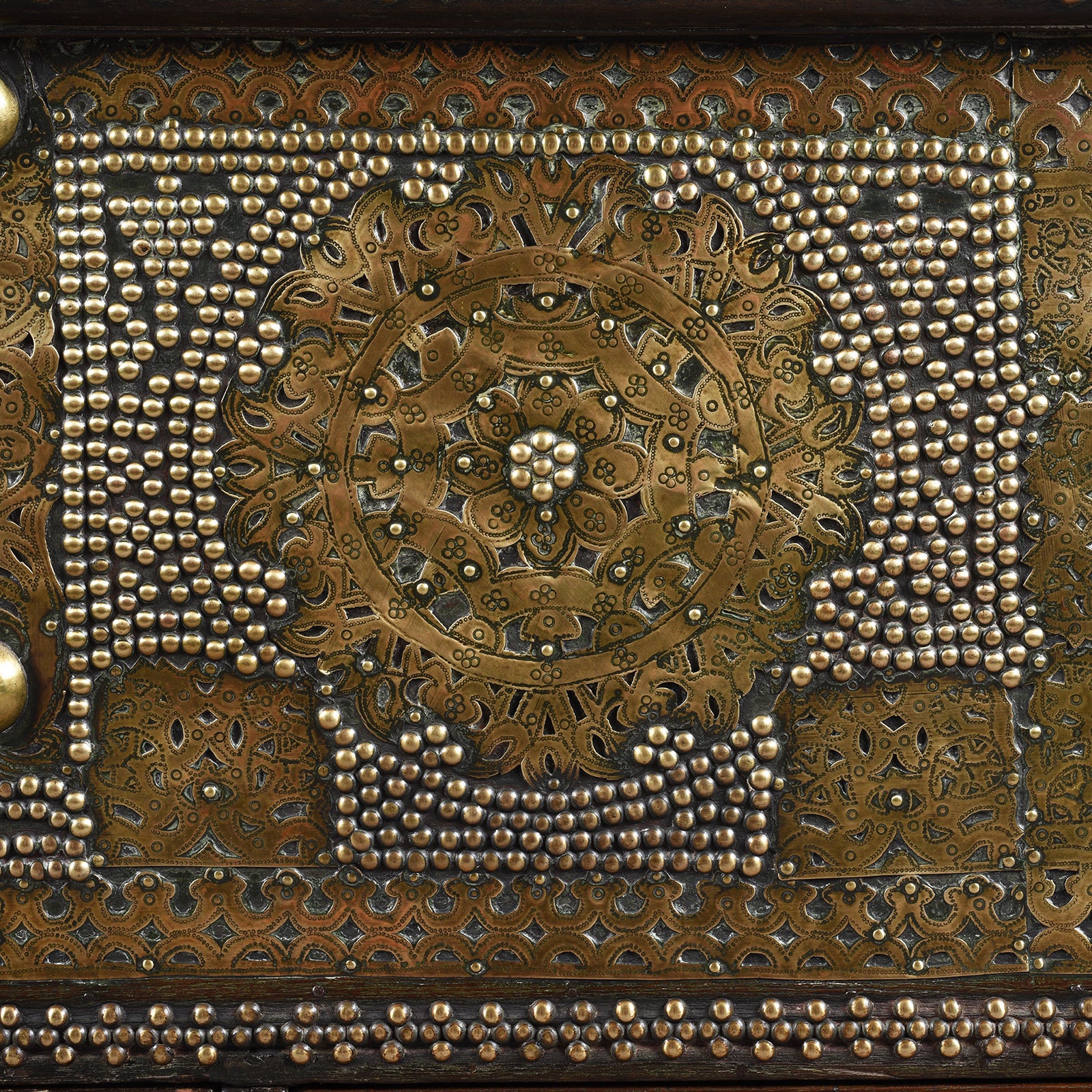 Brass Studded Teak Zanzibar Chest From Surat - 19th Century - Image 10