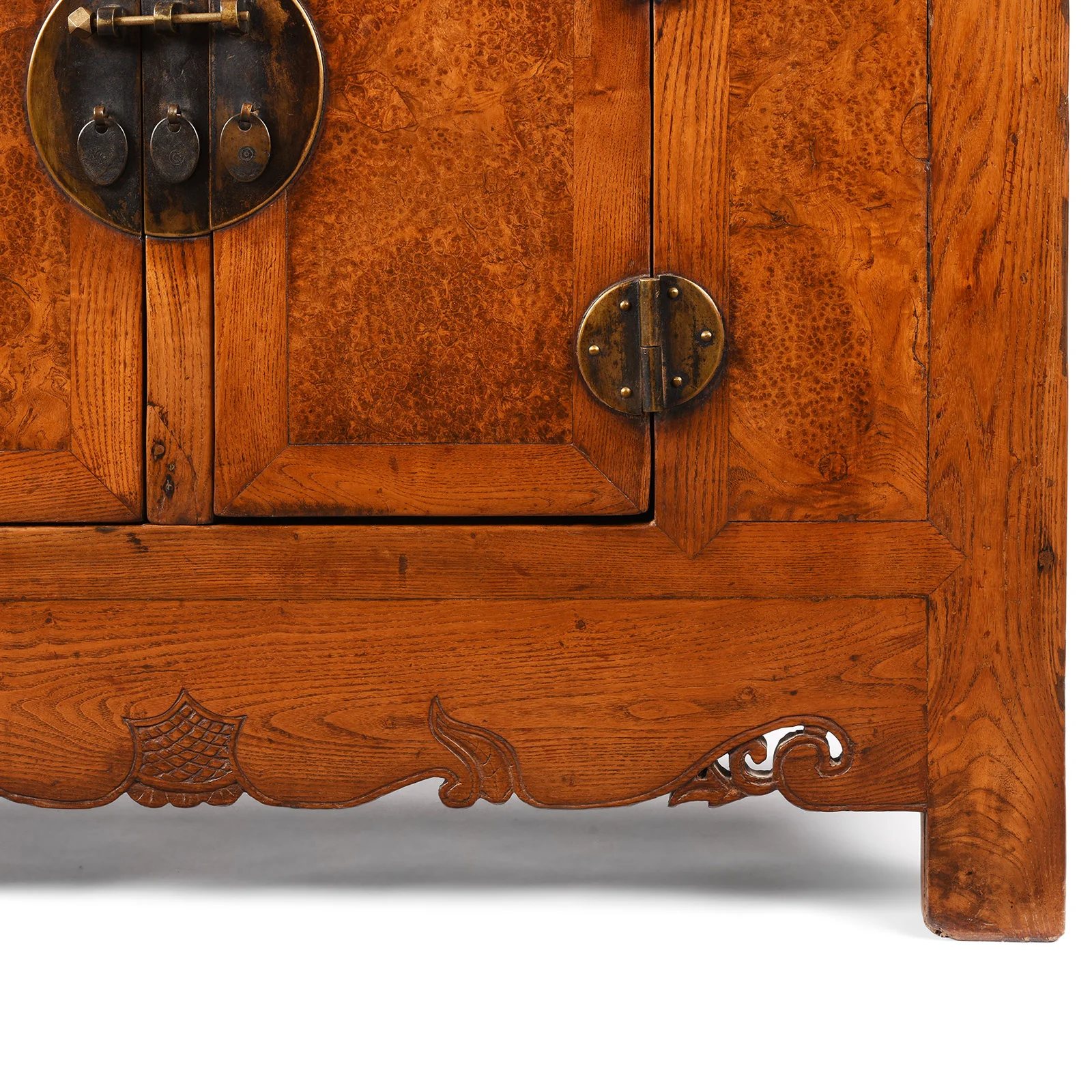 Burr Elm Tianjin Sideboard - 19th Century - Image 10