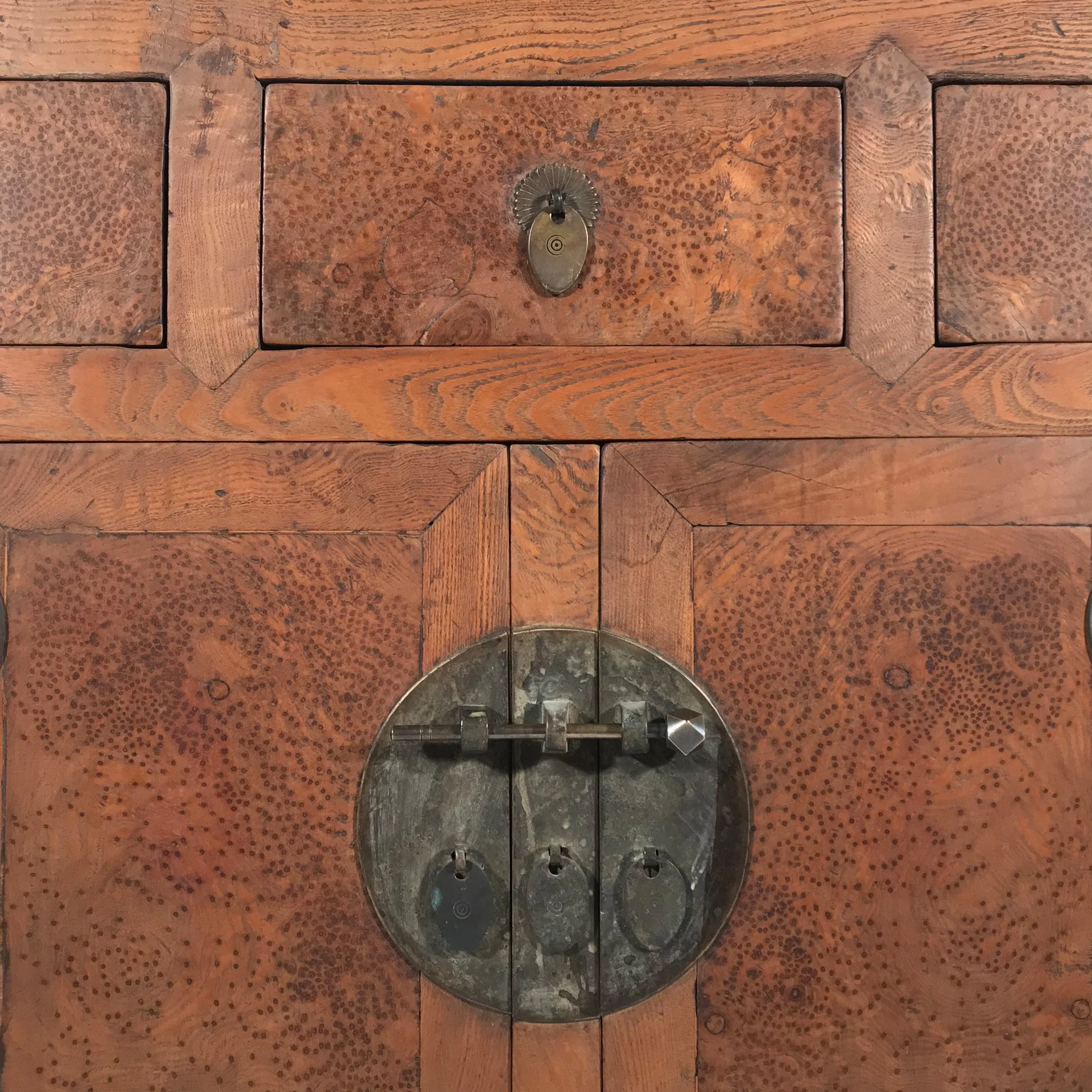 Burr Elm Chinese Sideboard From Tianjin - 19thC - Image 5