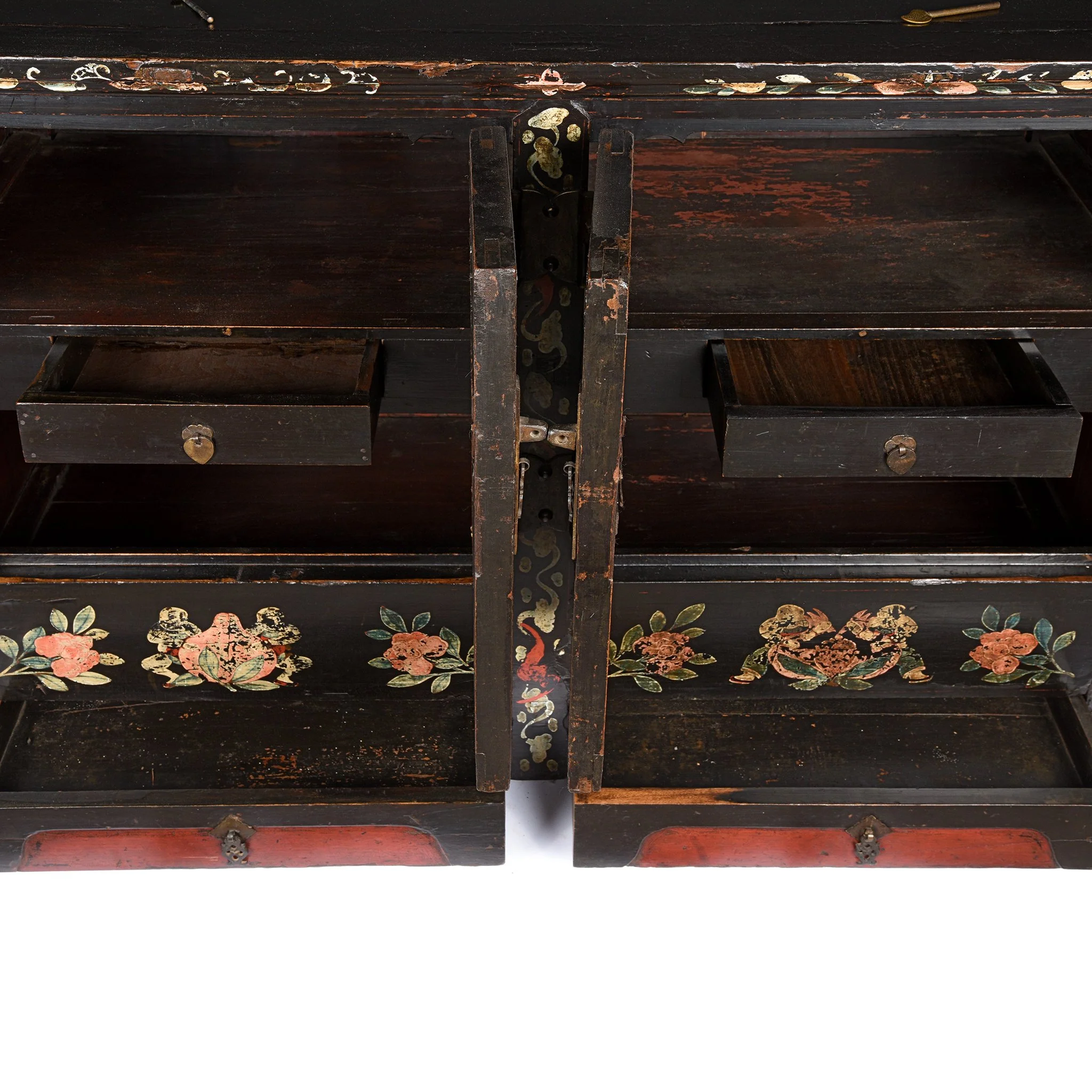 Chinese Black Lacquer Sideboard - 18th Century - Image 6