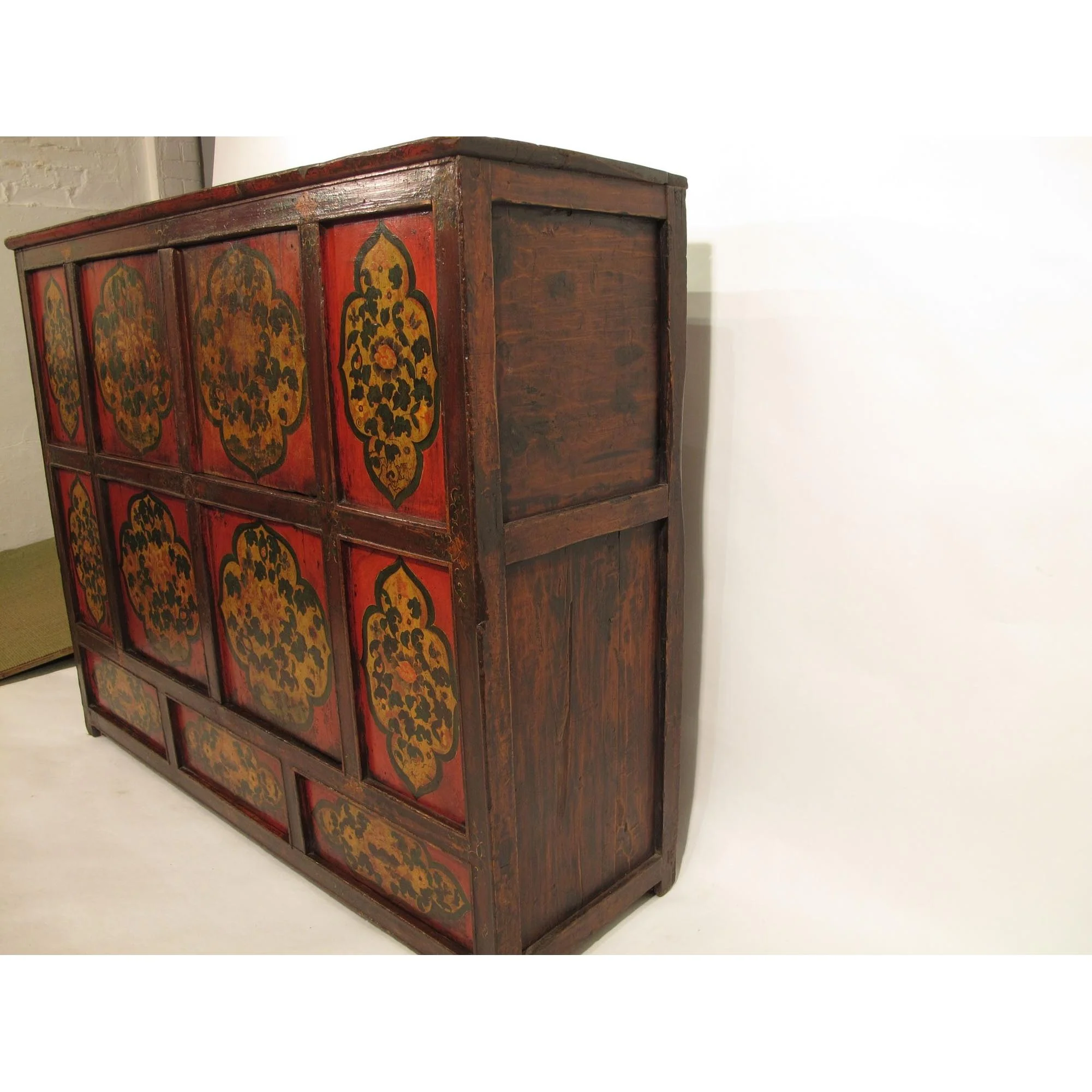 Tibetan Altar Cabinet with Original Painting - 19thC - Image 3