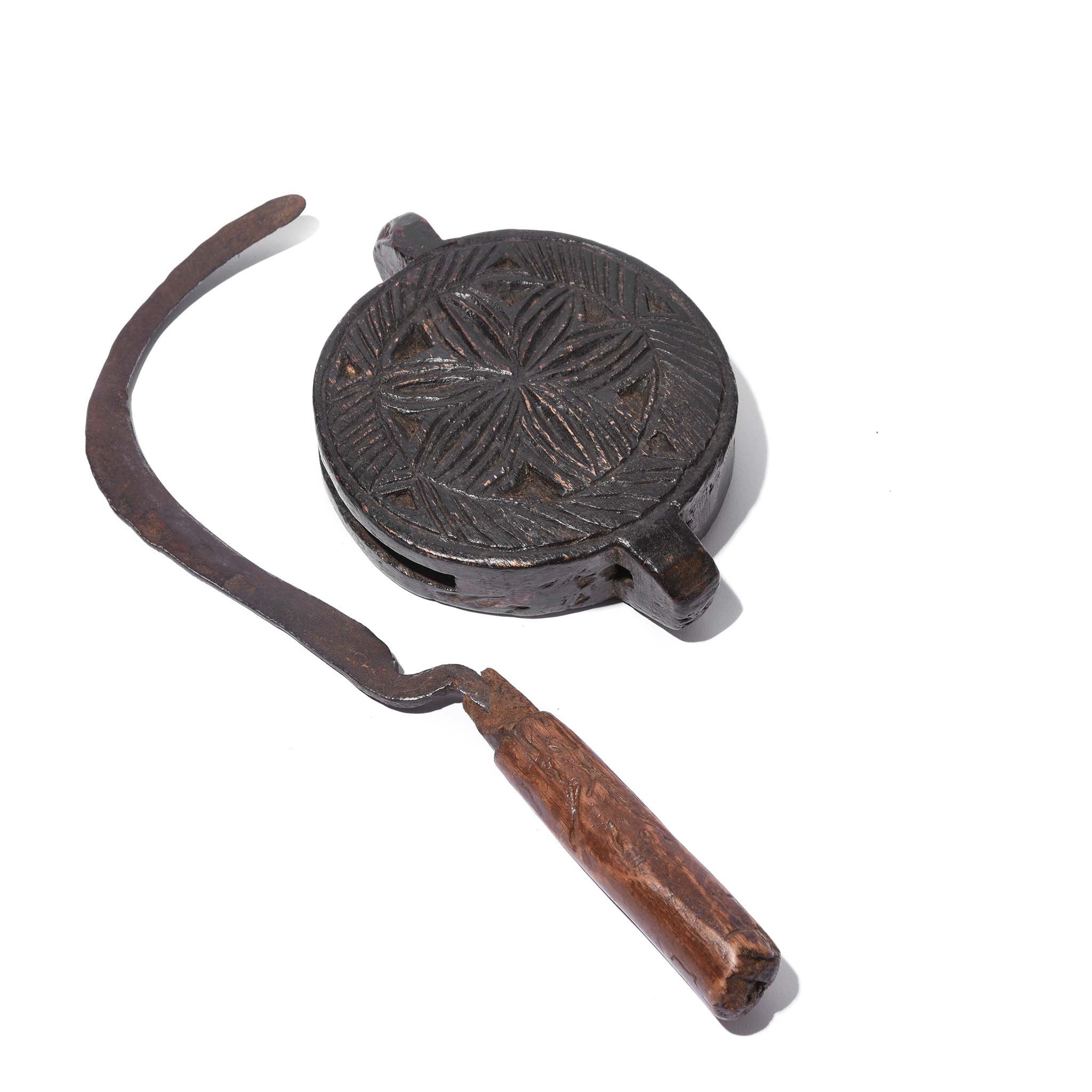 Carved Knife & Holder From The Terai - 19thC - Image 6