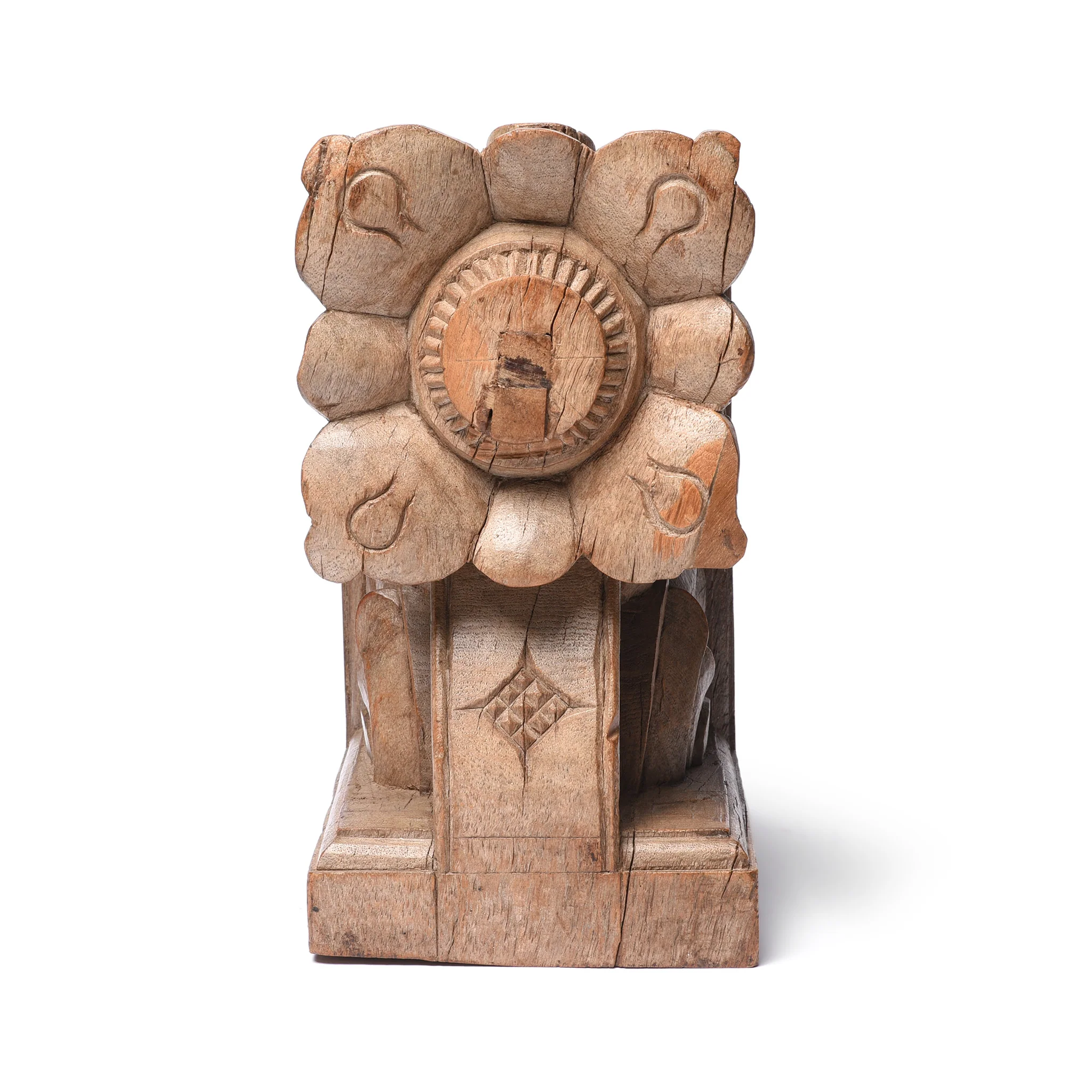Carved Teak Corbel From Maharashtra - 19thC - Image 3