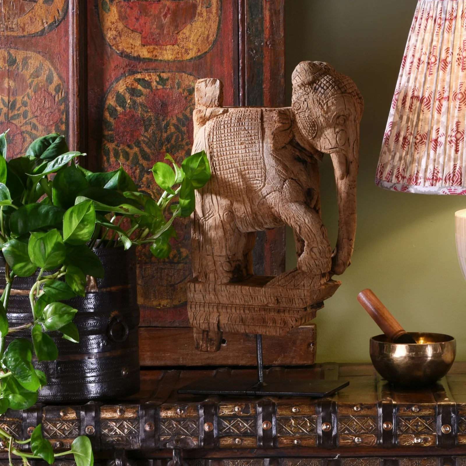 Carved Elephant Corbel From South India - Late 18th Century - Image 2