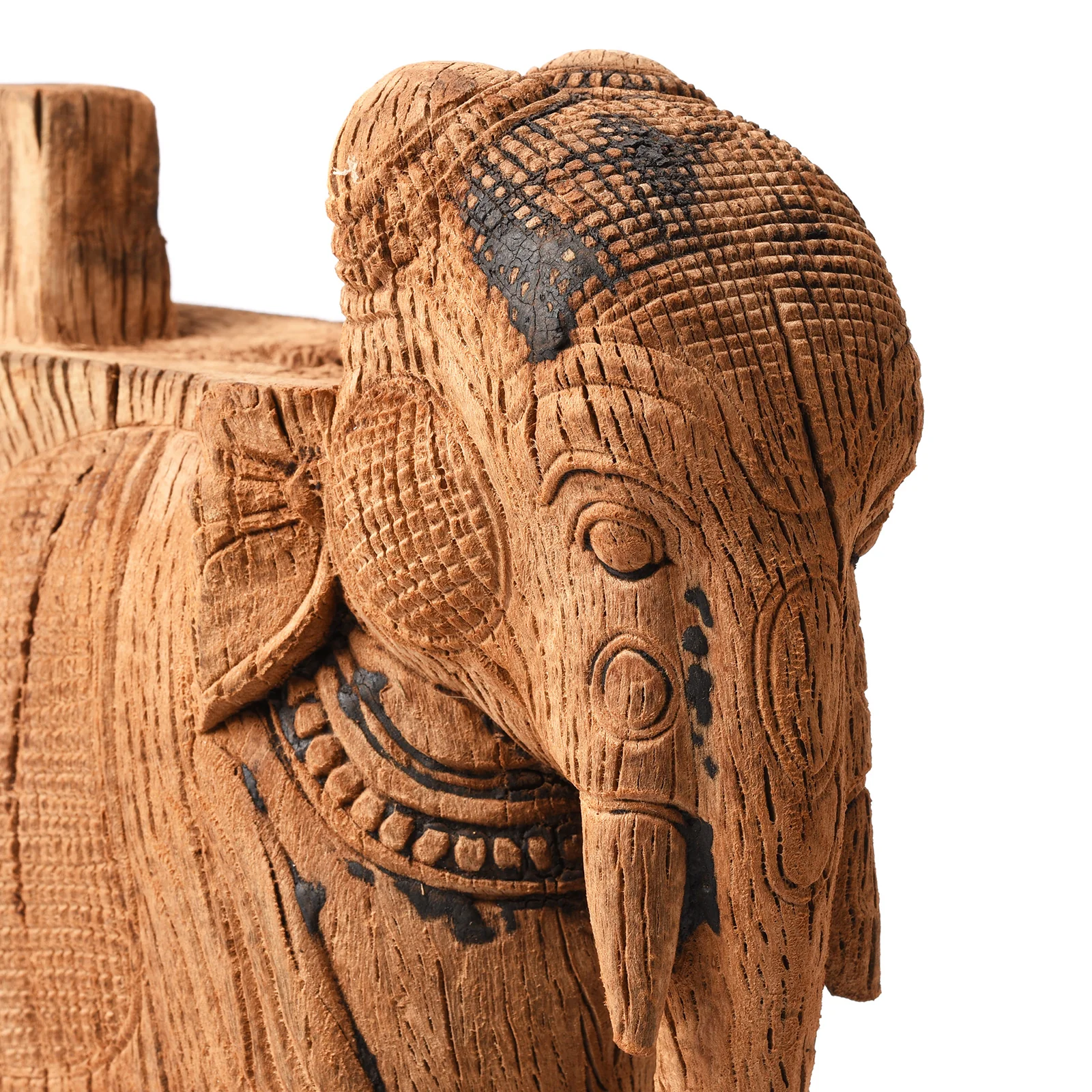 Carved Elephant Corbel From South India - Late 18th Century - Image 4