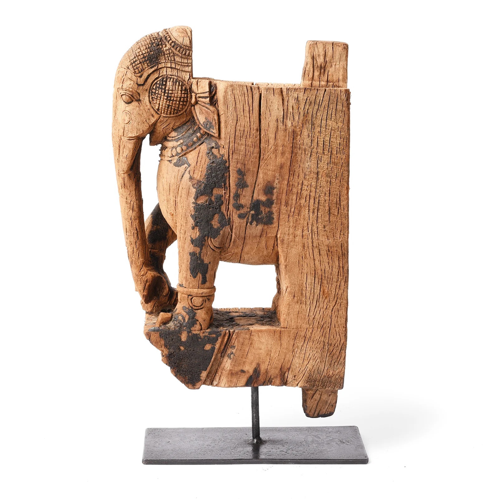 Carved Elephant Corbel From South India - Late 18th Century - Image 5