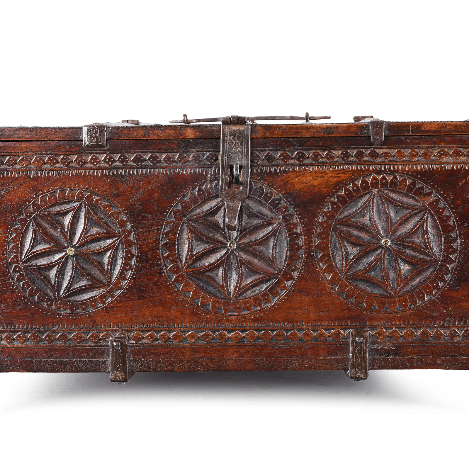 Chip Carved Merchants Box From Ramgargh - 18th Century - Image 6